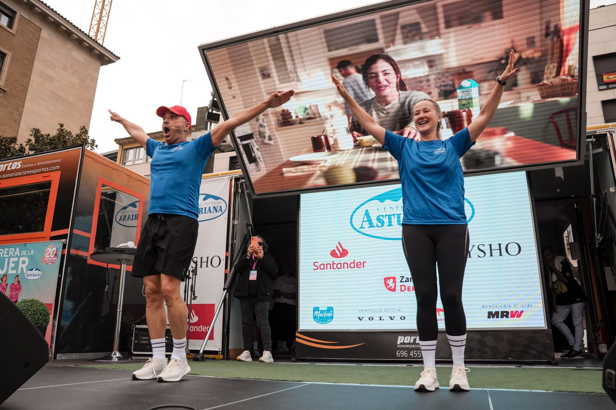 Ls mejores fotos de la Carrera de la Mujer de Zaragoza 2025   Animación 18