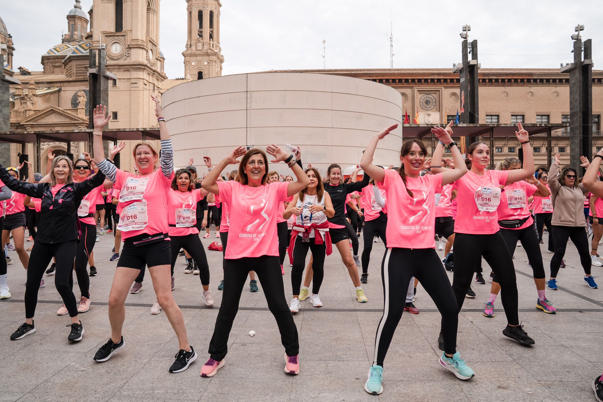 Ls mejores fotos de la Carrera de la Mujer de Zaragoza 2025   Animación 20