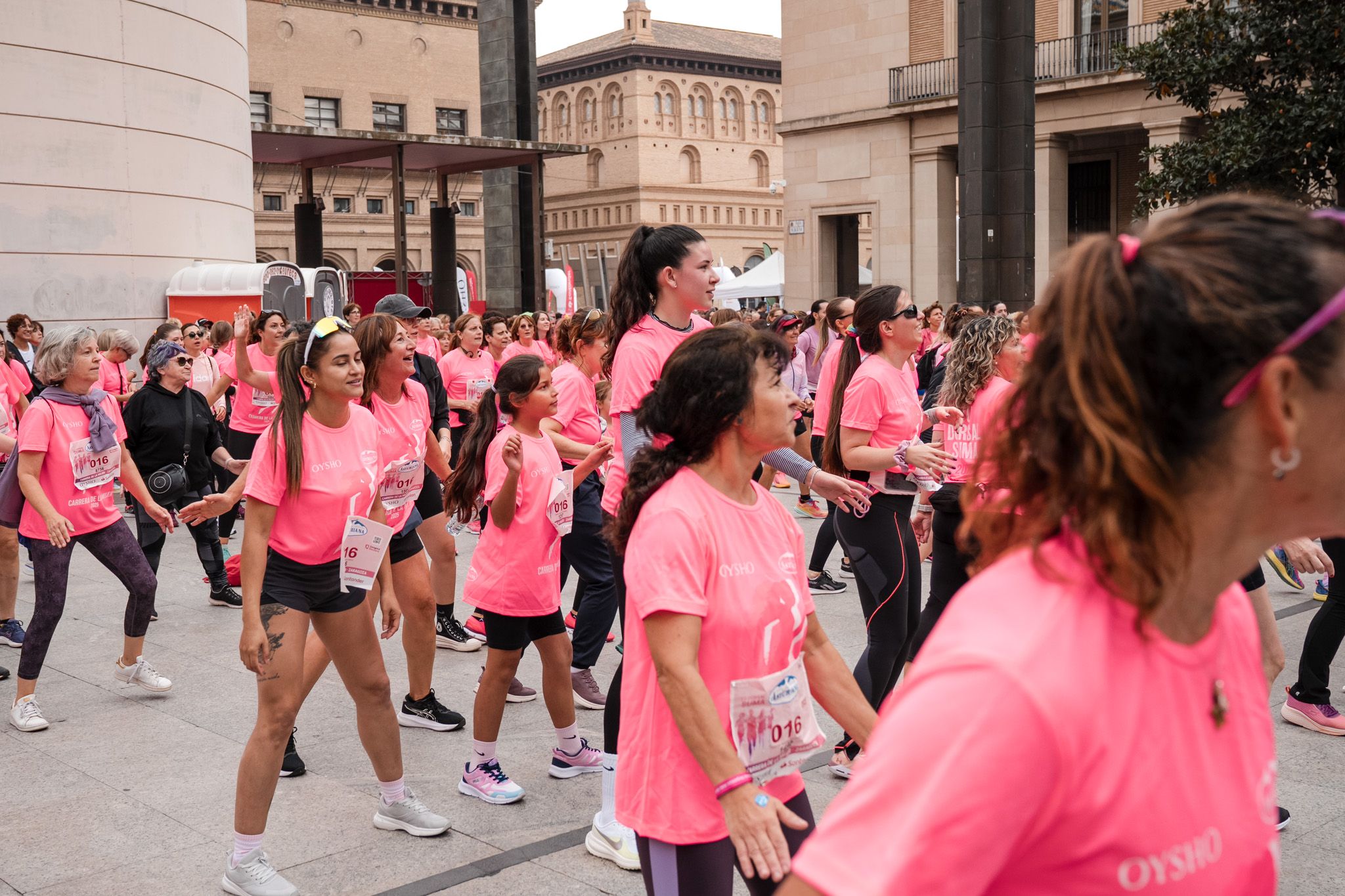 Ls mejores fotos de la Carrera de la Mujer de Zaragoza 2025   Animación 23