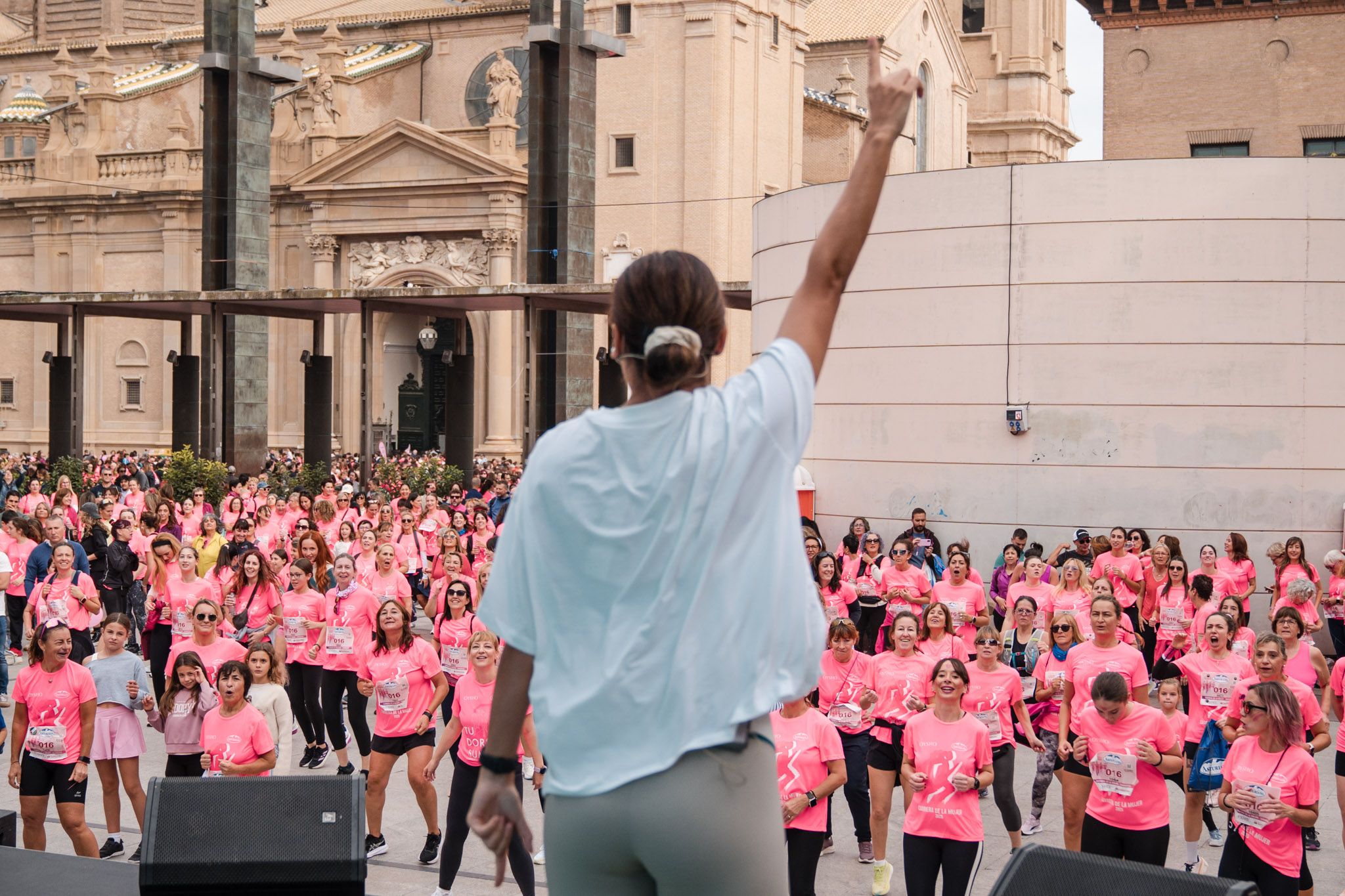 Ls mejores fotos de la Carrera de la Mujer de Zaragoza 2025   Animación 40