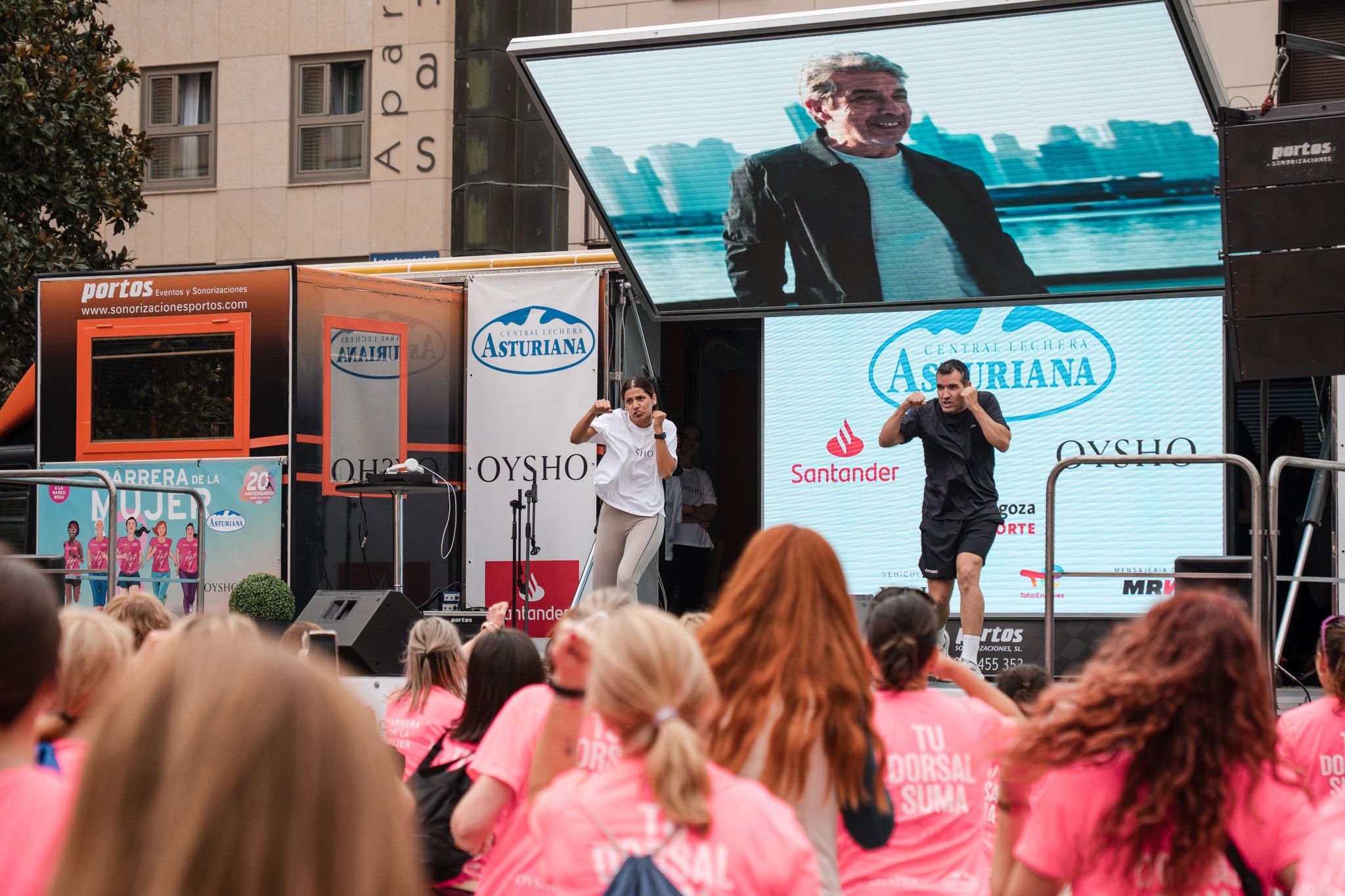 Ls mejores fotos de la Carrera de la Mujer de Zaragoza 2025   Animación 42