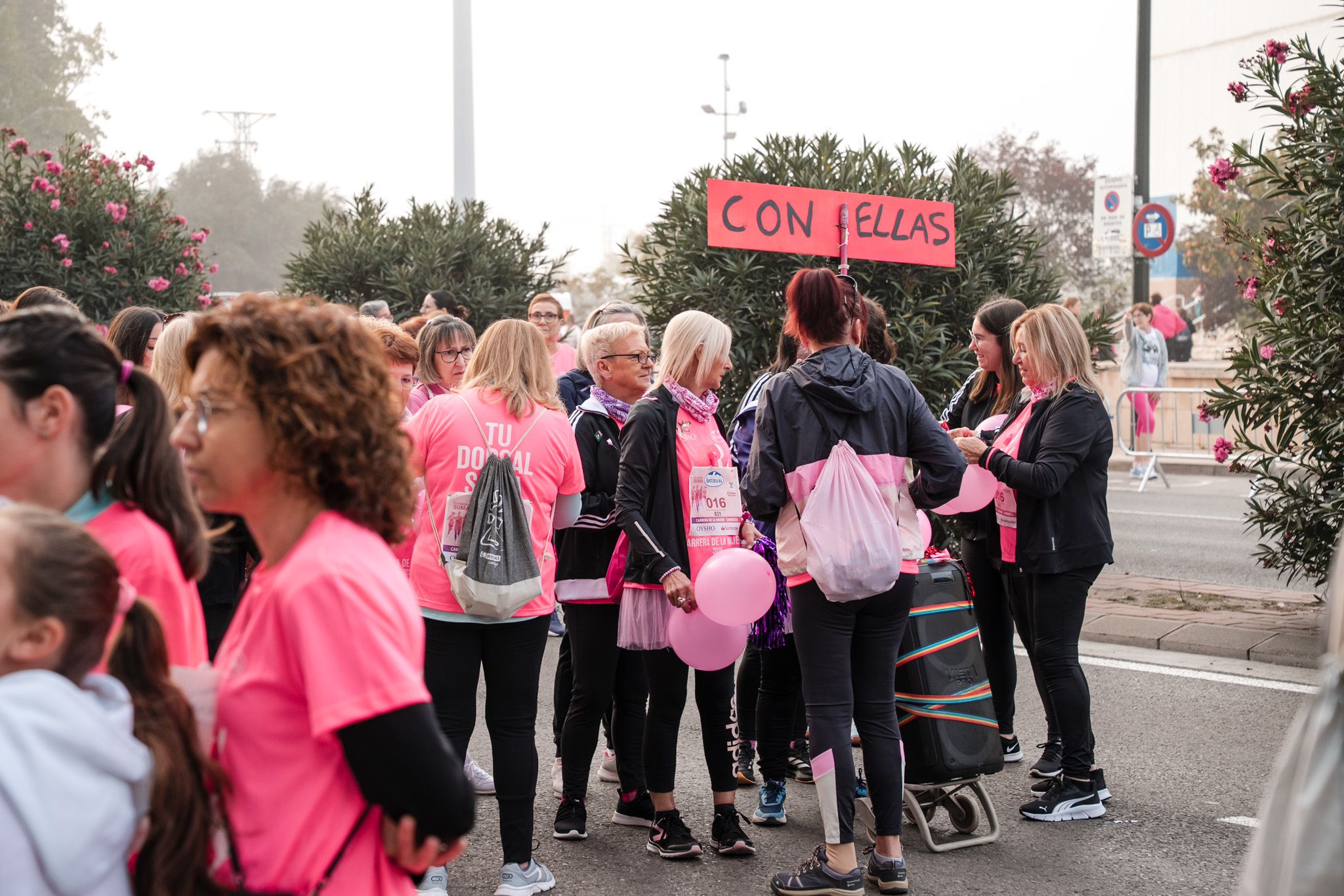 Las mejores fotos de la Carrera de la Mujer de Zaragoza 2025   Salida 6
