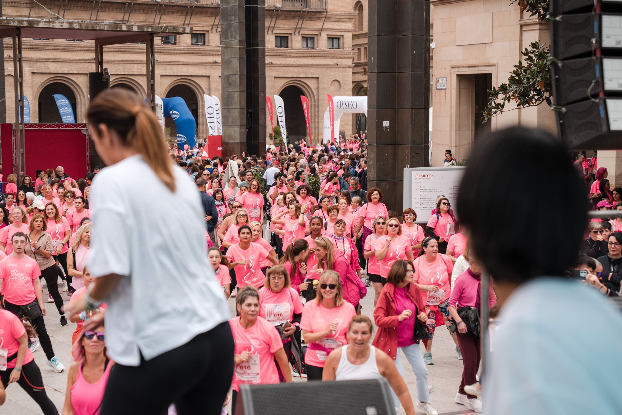 Ls mejores fotos de la Carrera de la Mujer de Zaragoza 2025   Animación 60
