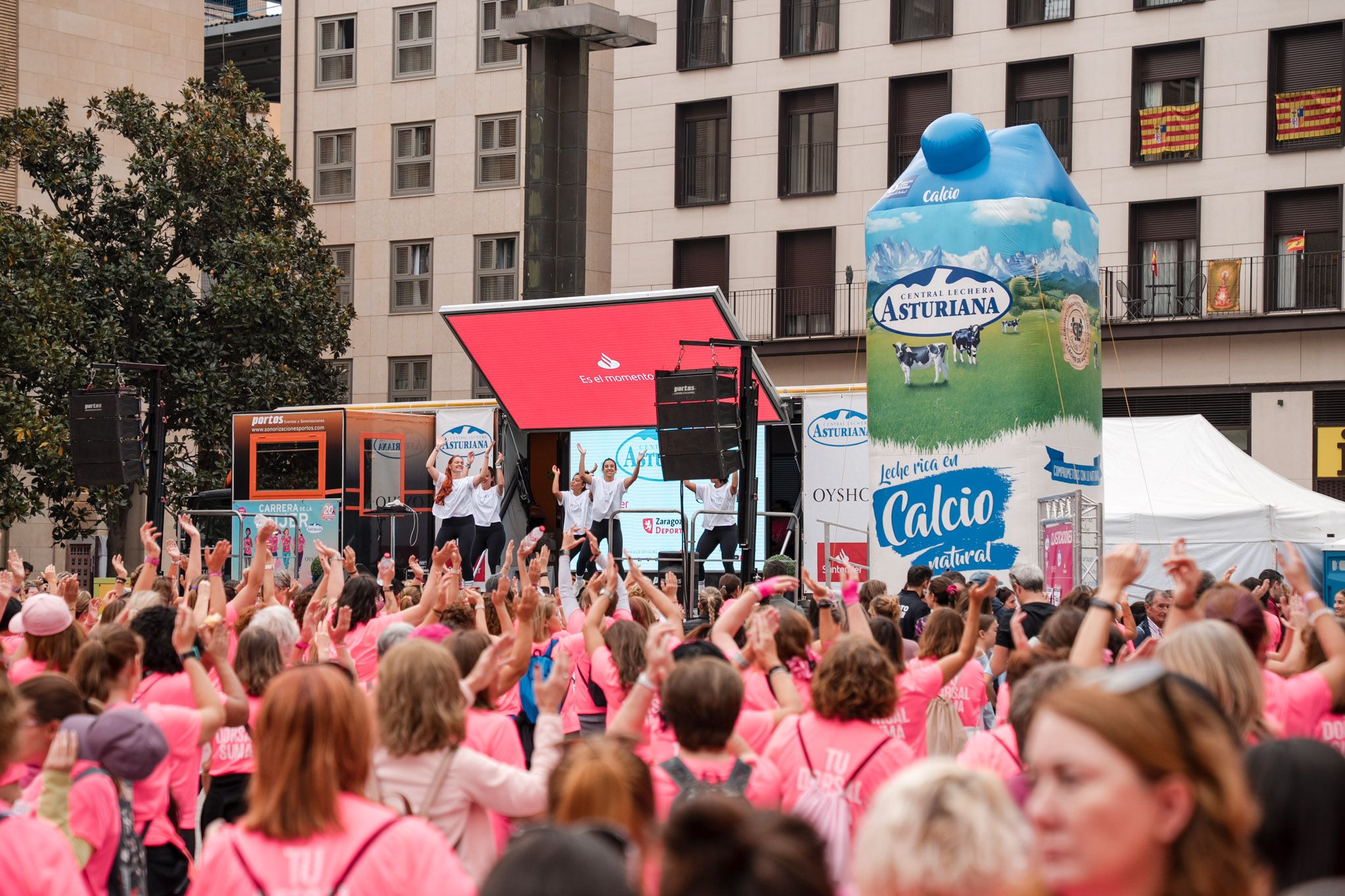 Ls mejores fotos de la Carrera de la Mujer de Zaragoza 2025   Animación 63