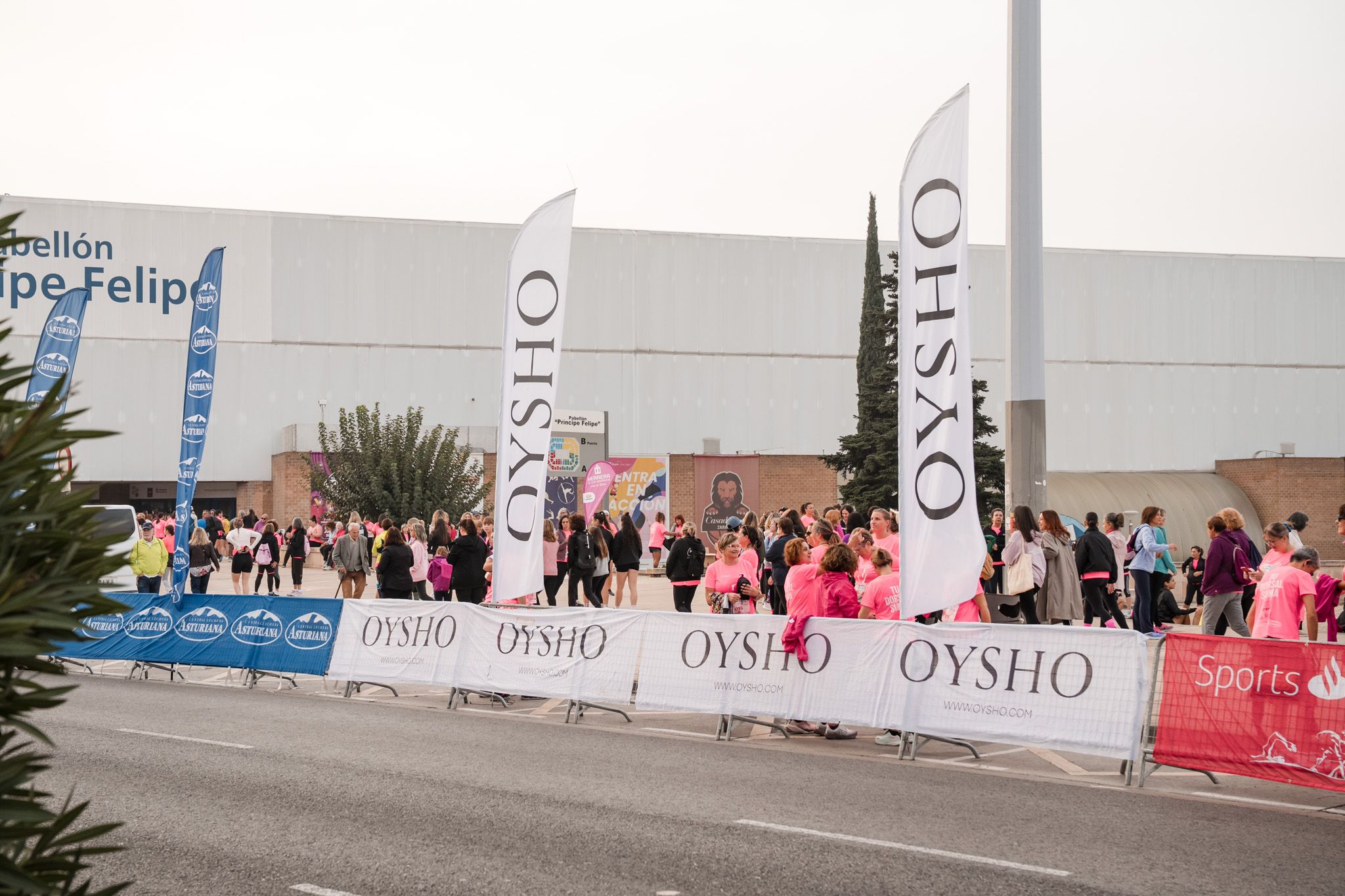 Las mejores fotos de la Carrera de la Mujer de Zaragoza 2025   Salida 21