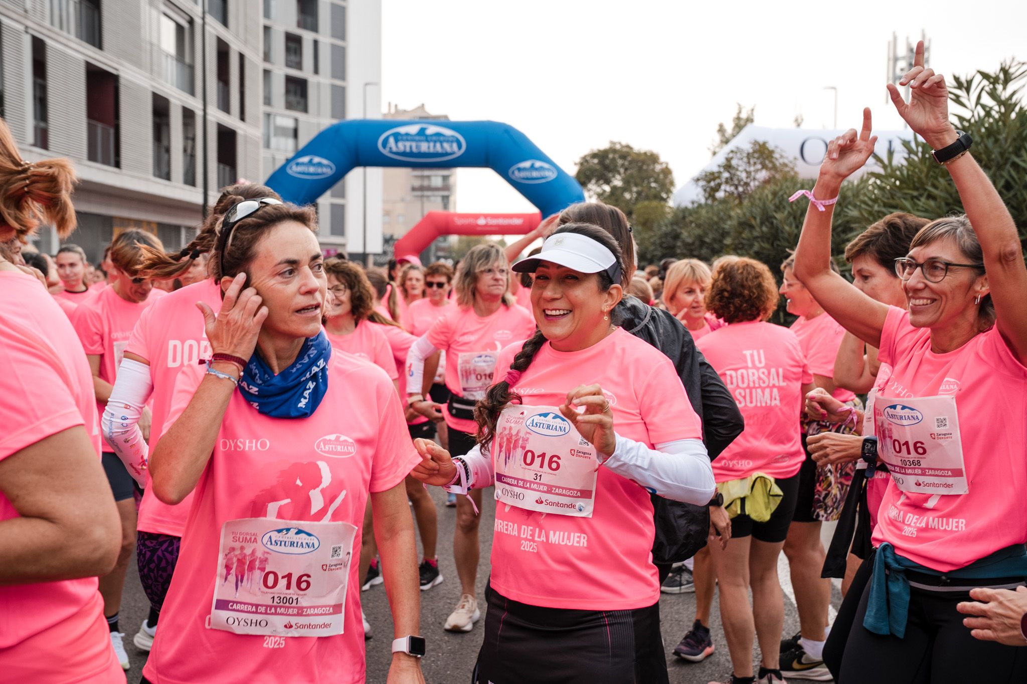 Las mejores fotos de la Carrera de la Mujer de Zaragoza 2025   Salida 35