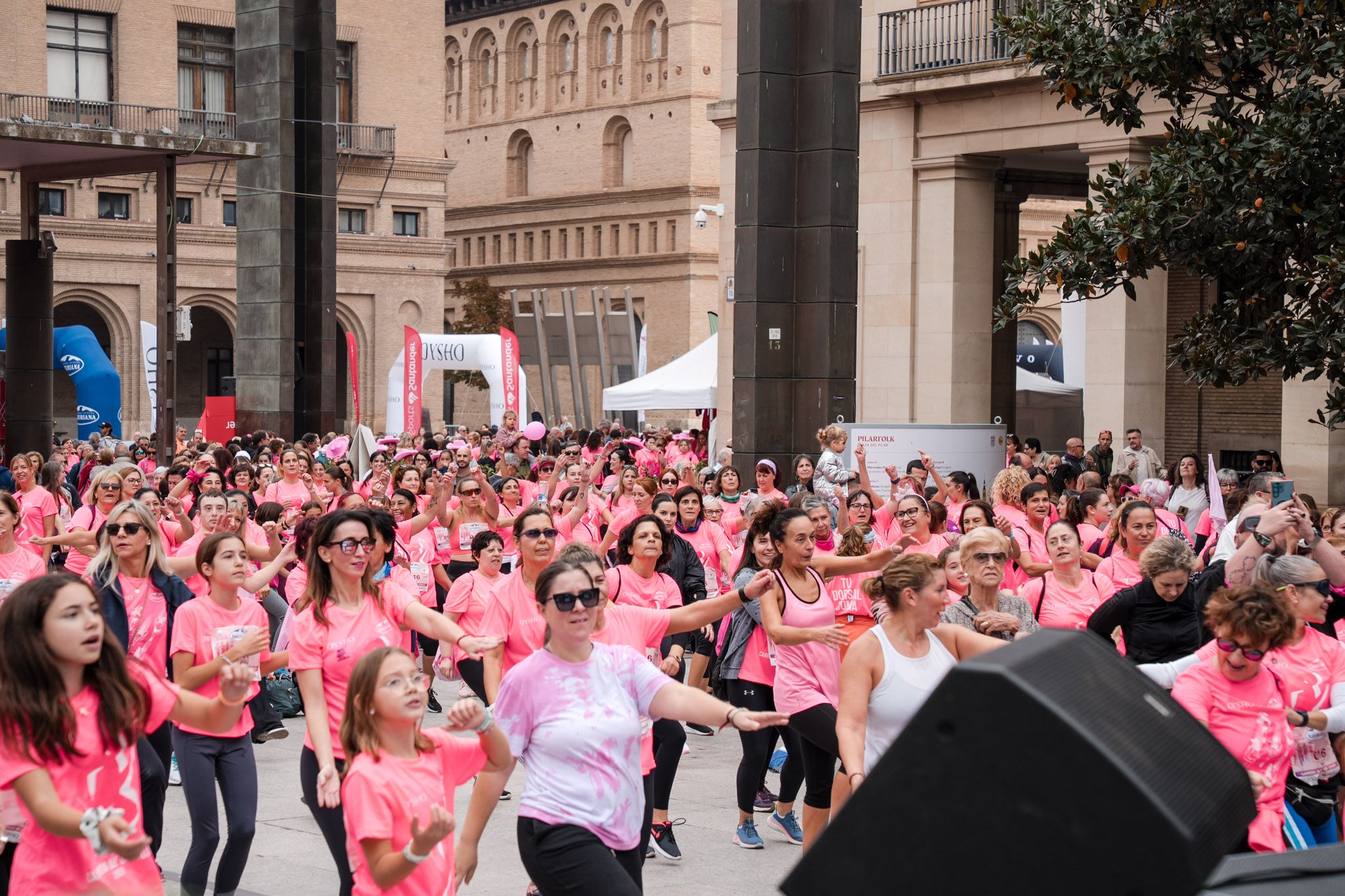Ls mejores fotos de la Carrera de la Mujer de Zaragoza 2025   Animación 85
