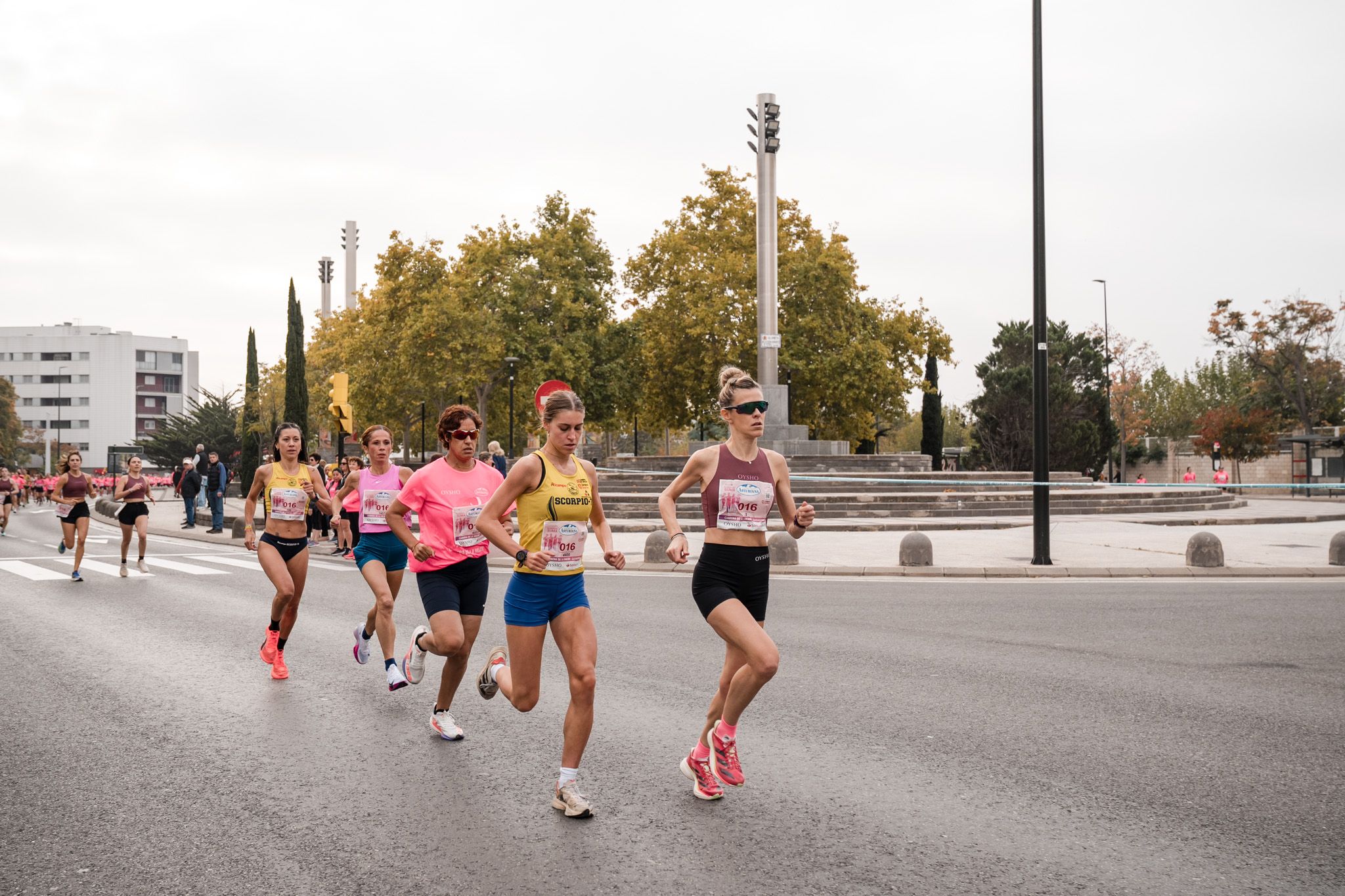 Las mejores fotos de la Carrera de la Mujer de Zaragoza 2025   Recorrido 19