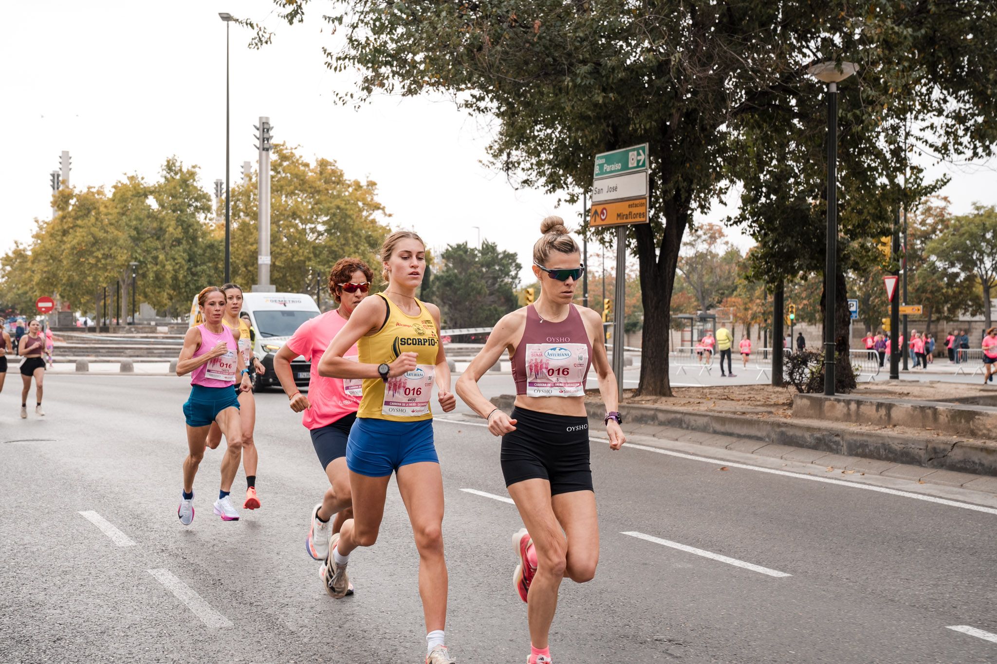 Las mejores fotos de la Carrera de la Mujer de Zaragoza 2025   Recorrido 21