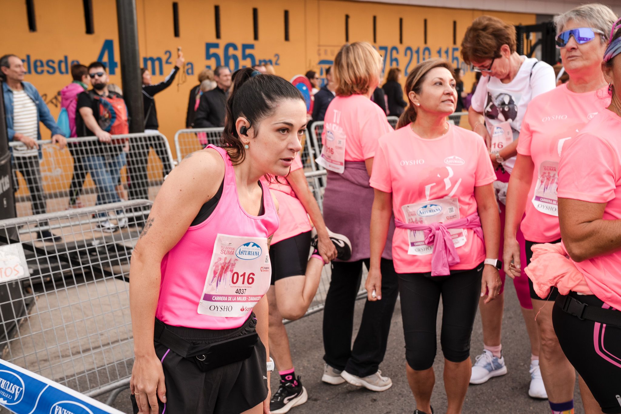 Las mejores fotos de la Carrera de la Mujer de Zaragoza 2025   Salida 45