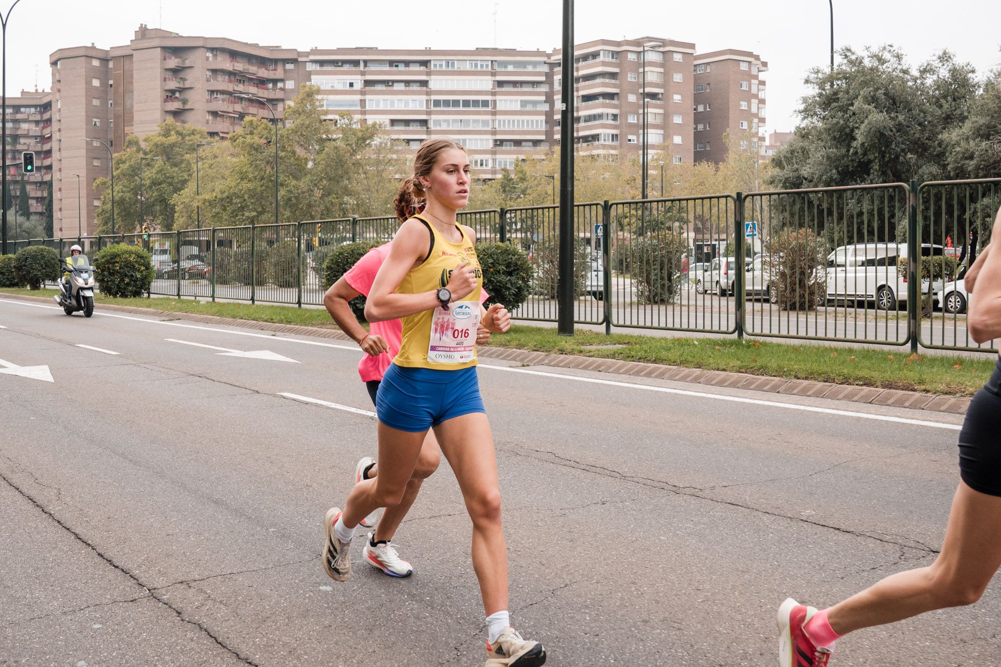 Las mejores fotos de la Carrera de la Mujer de Zaragoza 2025   Recorrido 31