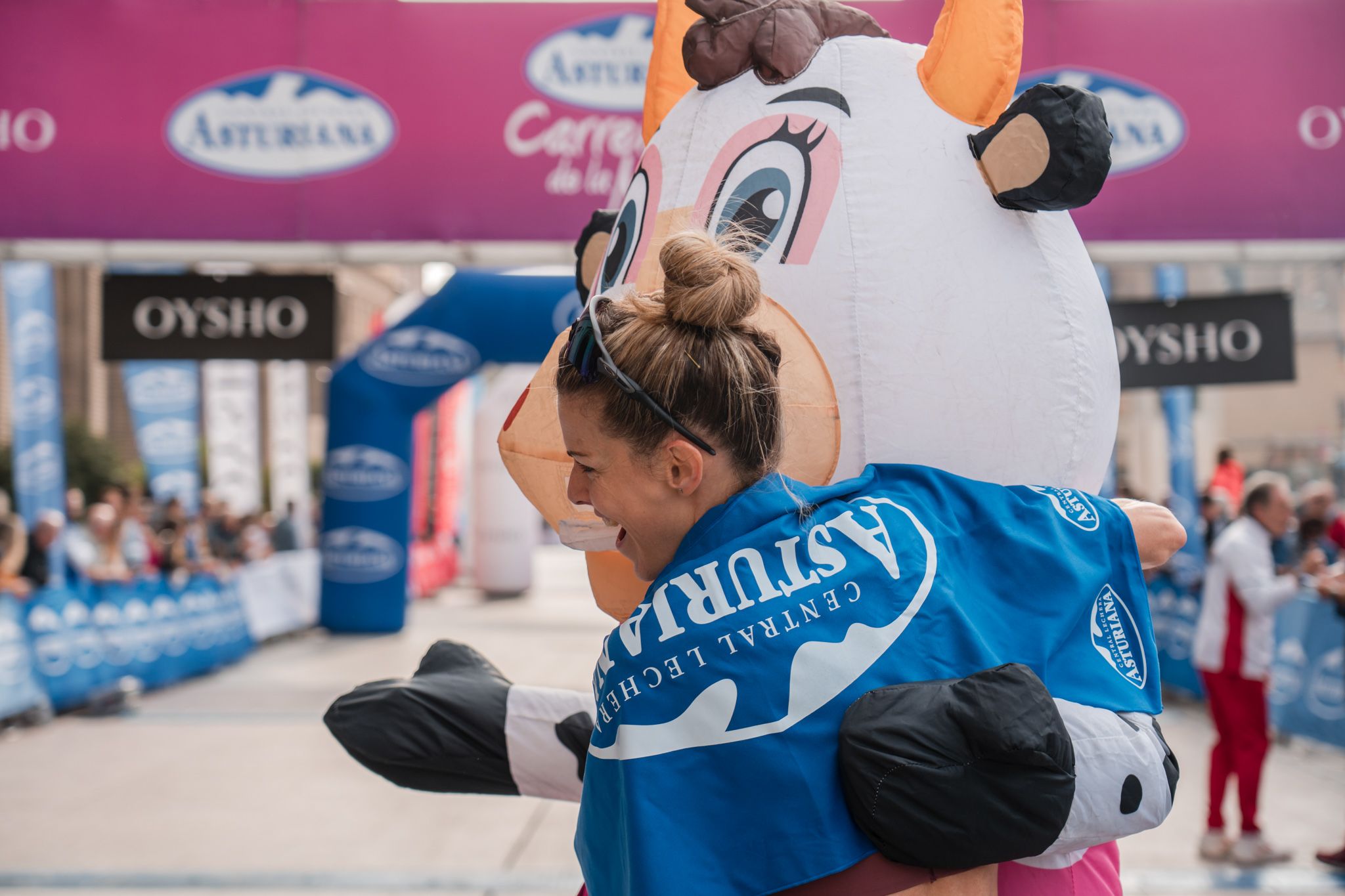 Las mejores fotos de la Carrera de la Mujer de Zaragoza 2025   Recorrido Meta 15