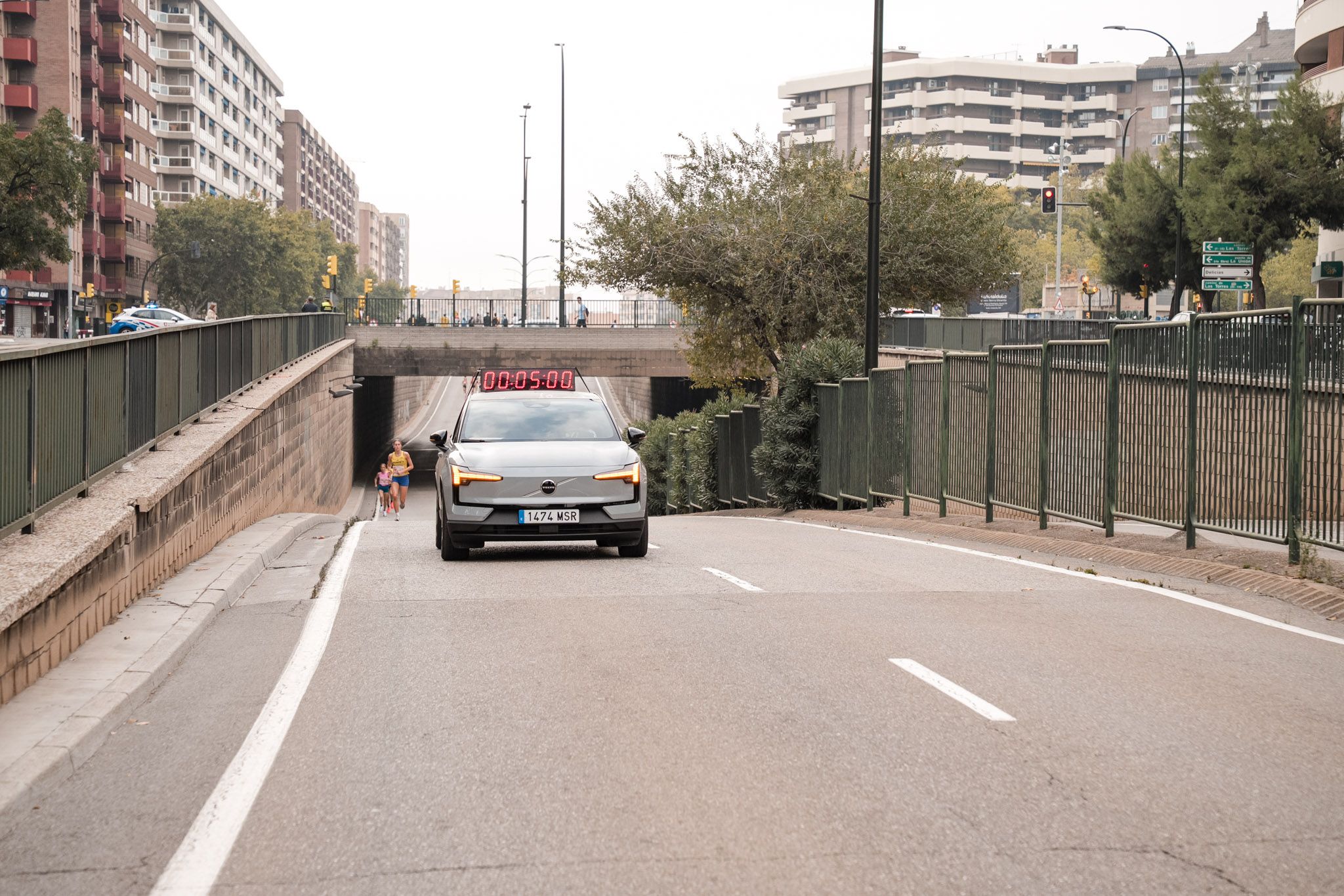 Las mejores fotos de la Carrera de la Mujer de Zaragoza 2025   Recorrido 35