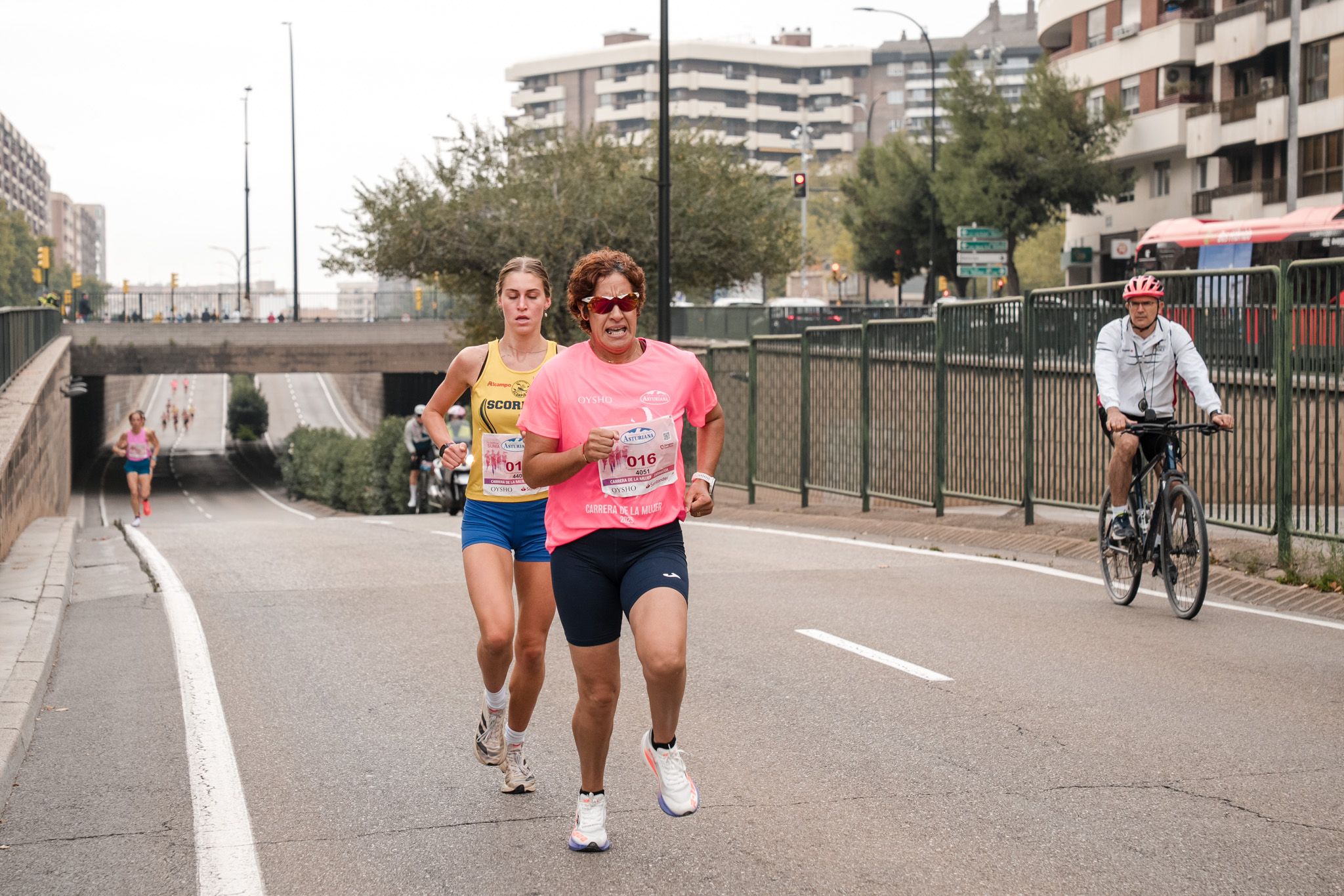 Las mejores fotos de la Carrera de la Mujer de Zaragoza 2025   Recorrido 36