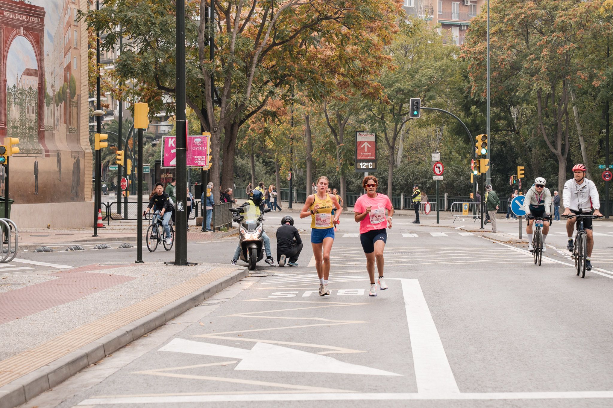 Las mejores fotos de la Carrera de la Mujer de Zaragoza 2025   Recorrido 39