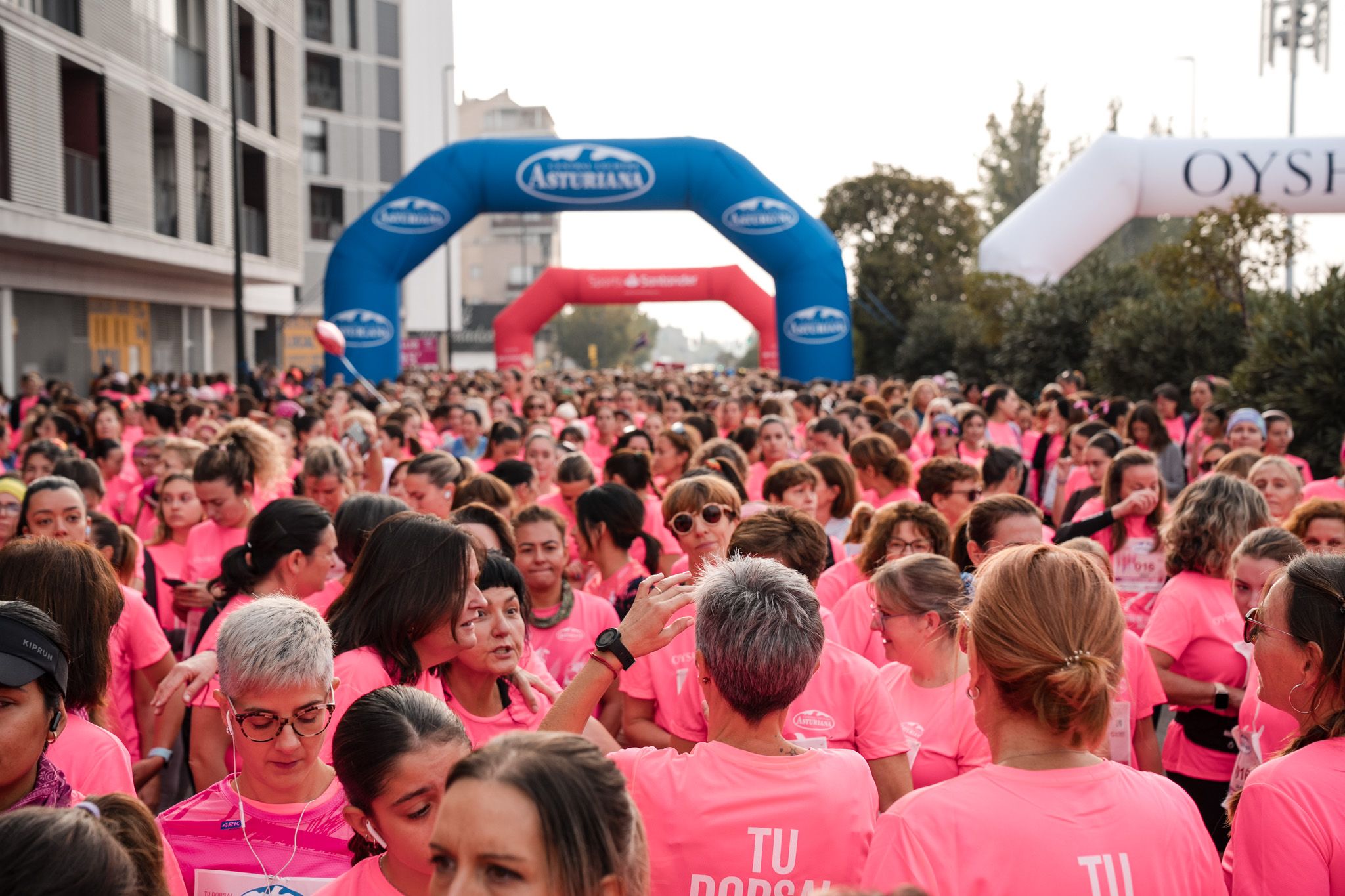 Las mejores fotos de la Carrera de la Mujer de Zaragoza 2025   Salida 65