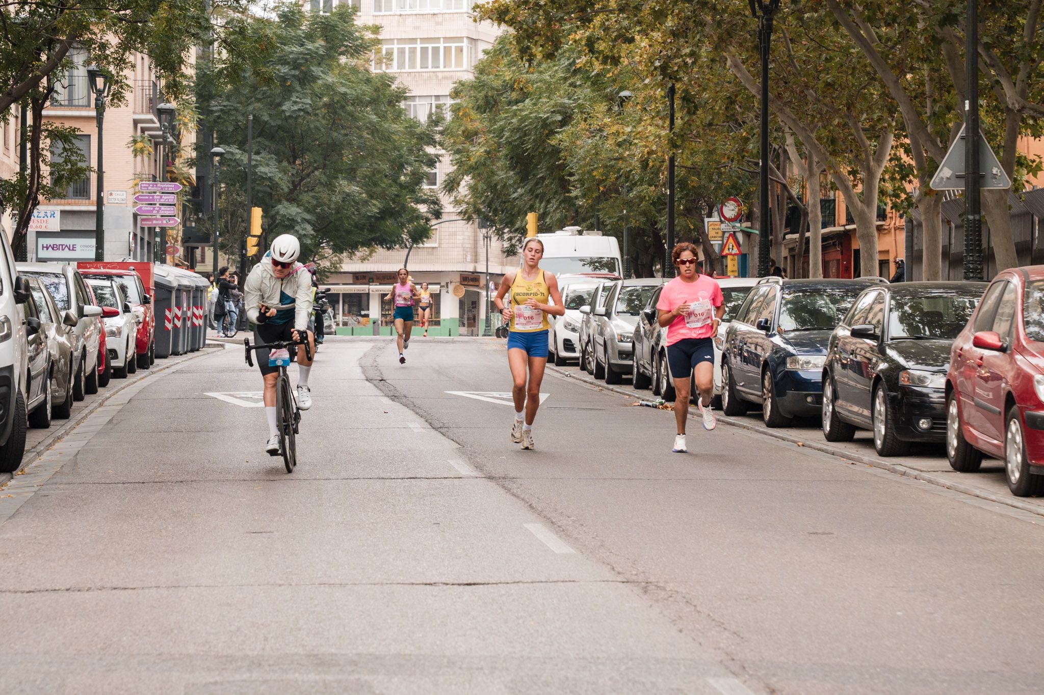 Las mejores fotos de la Carrera de la Mujer de Zaragoza 2025   Recorrido 44