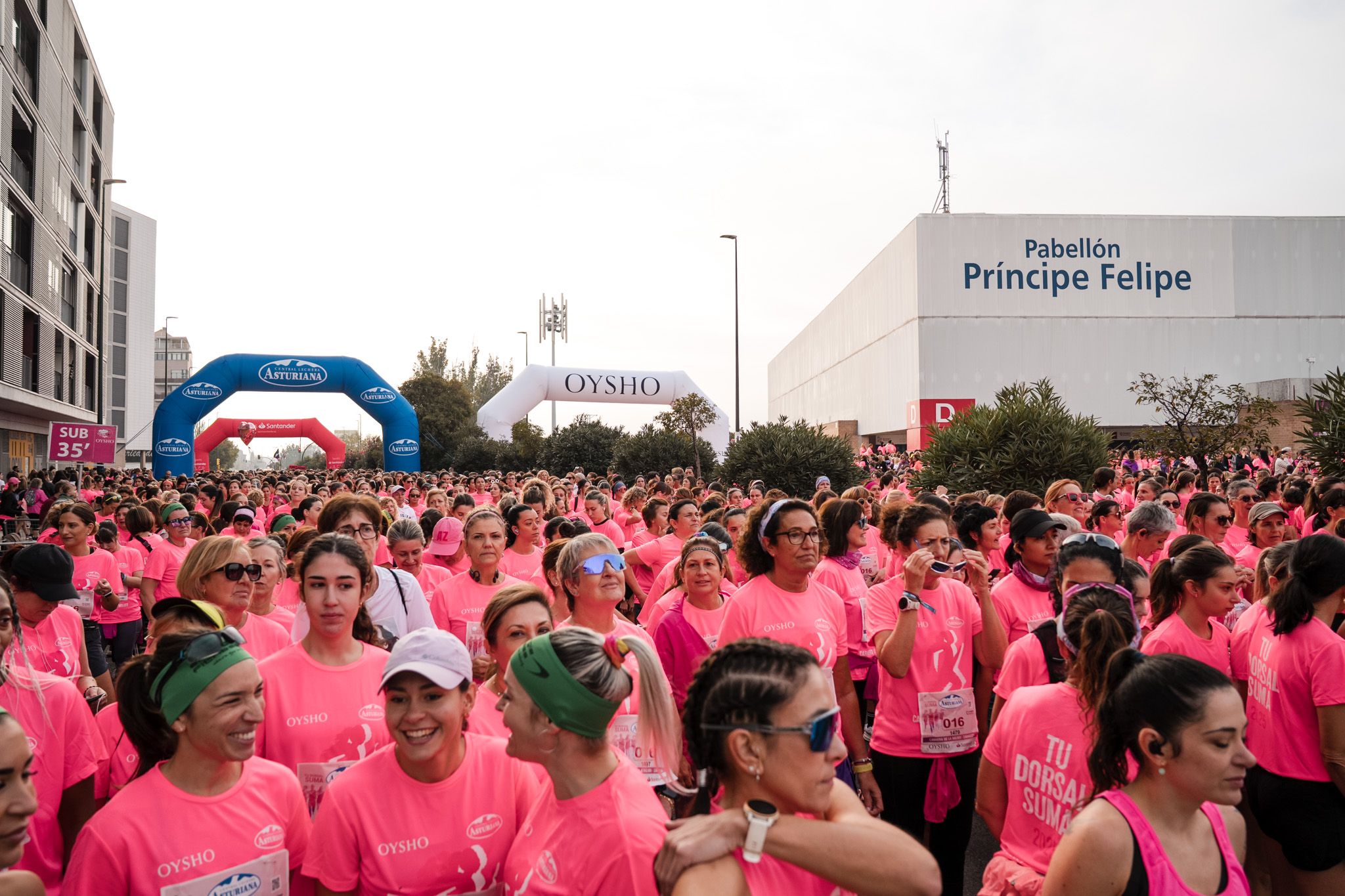 Las mejores fotos de la Carrera de la Mujer de Zaragoza 2025   Salida 68