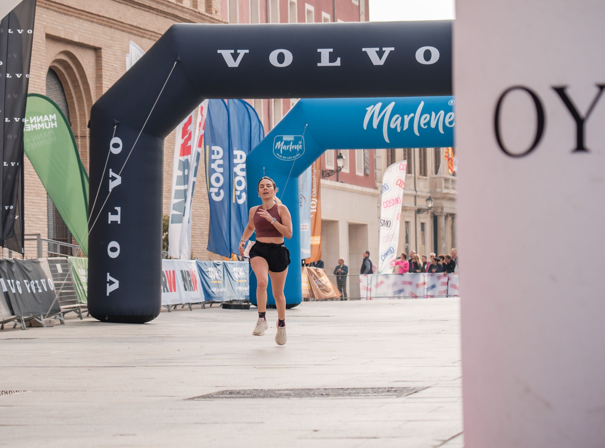 Las mejores fotos de la Carrera de la Mujer de Zaragoza 2025   Recorrido Meta 28