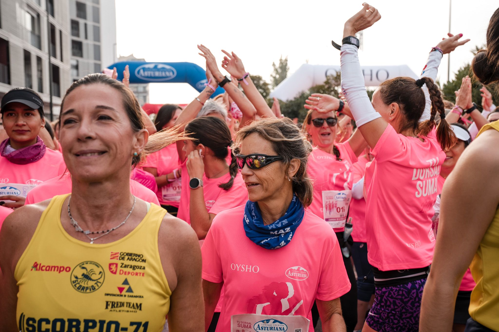 Las mejores fotos de la Carrera de la Mujer de Zaragoza 2025   Salida 74