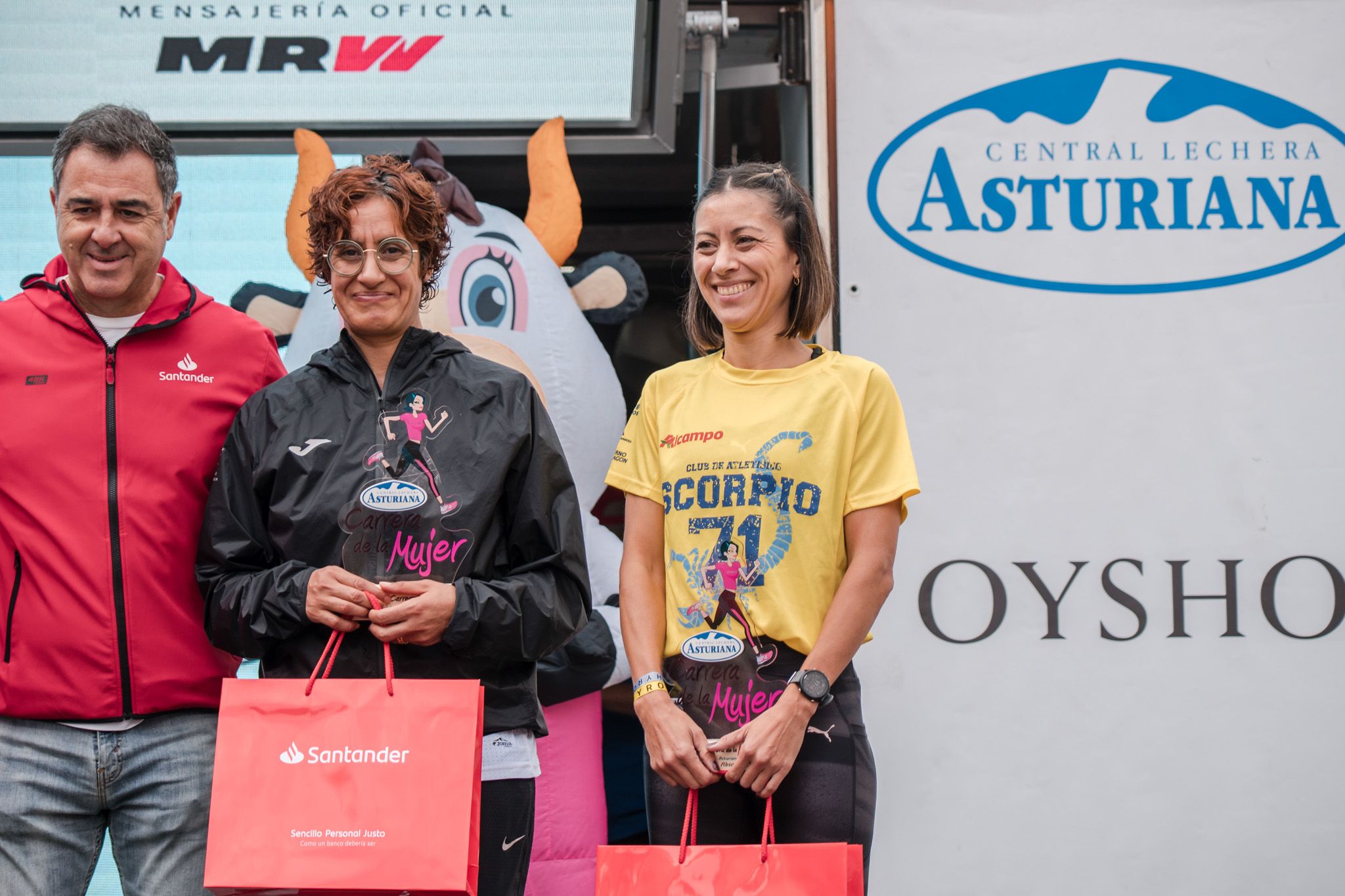Las mejores fotos de la Carrera de la Mujer de Zaragoza 2025   Recorrido Podium 18