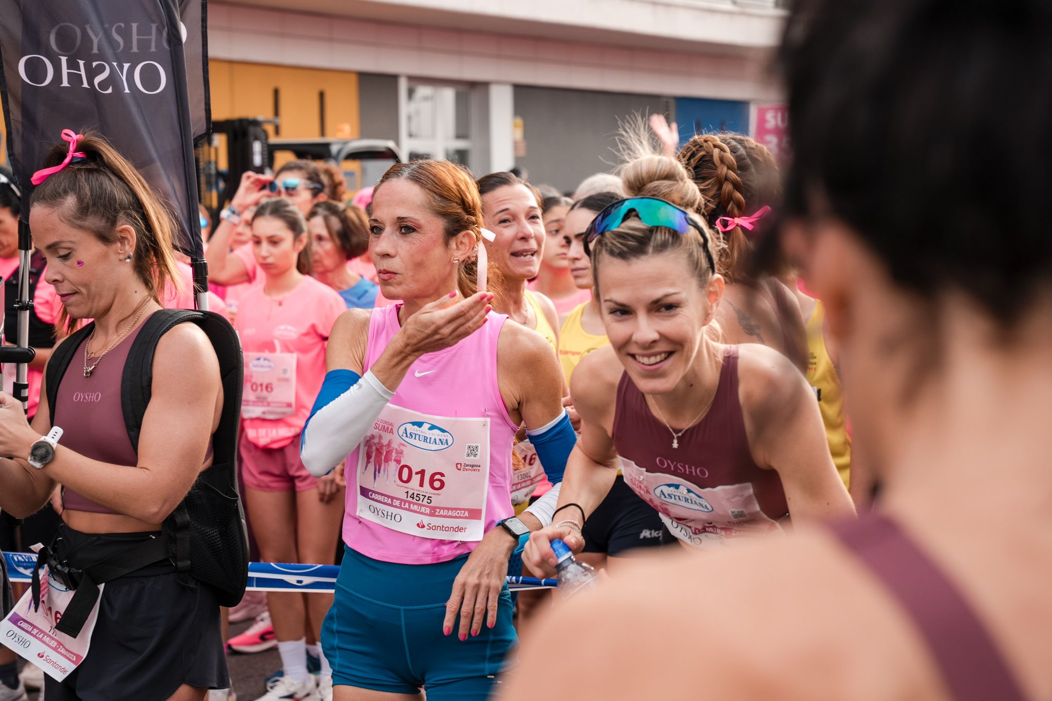 Las mejores fotos de la Carrera de la Mujer de Zaragoza 2025   Salida 85