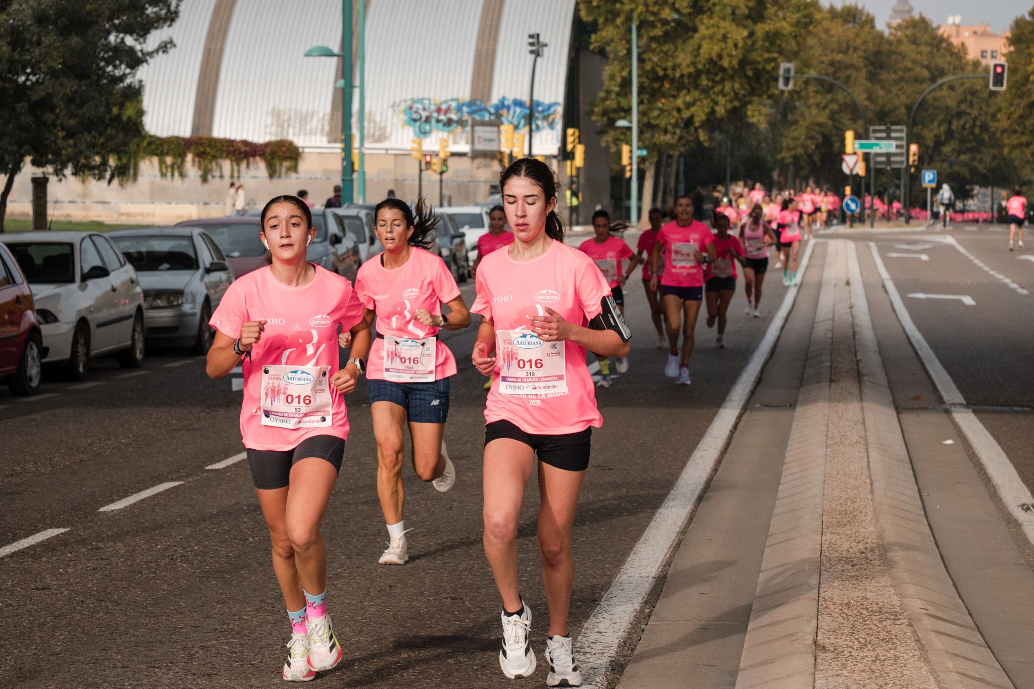 Las mejores fotos de la Carrera de la Mujer de Zaragoza 2025   Recorrido 63