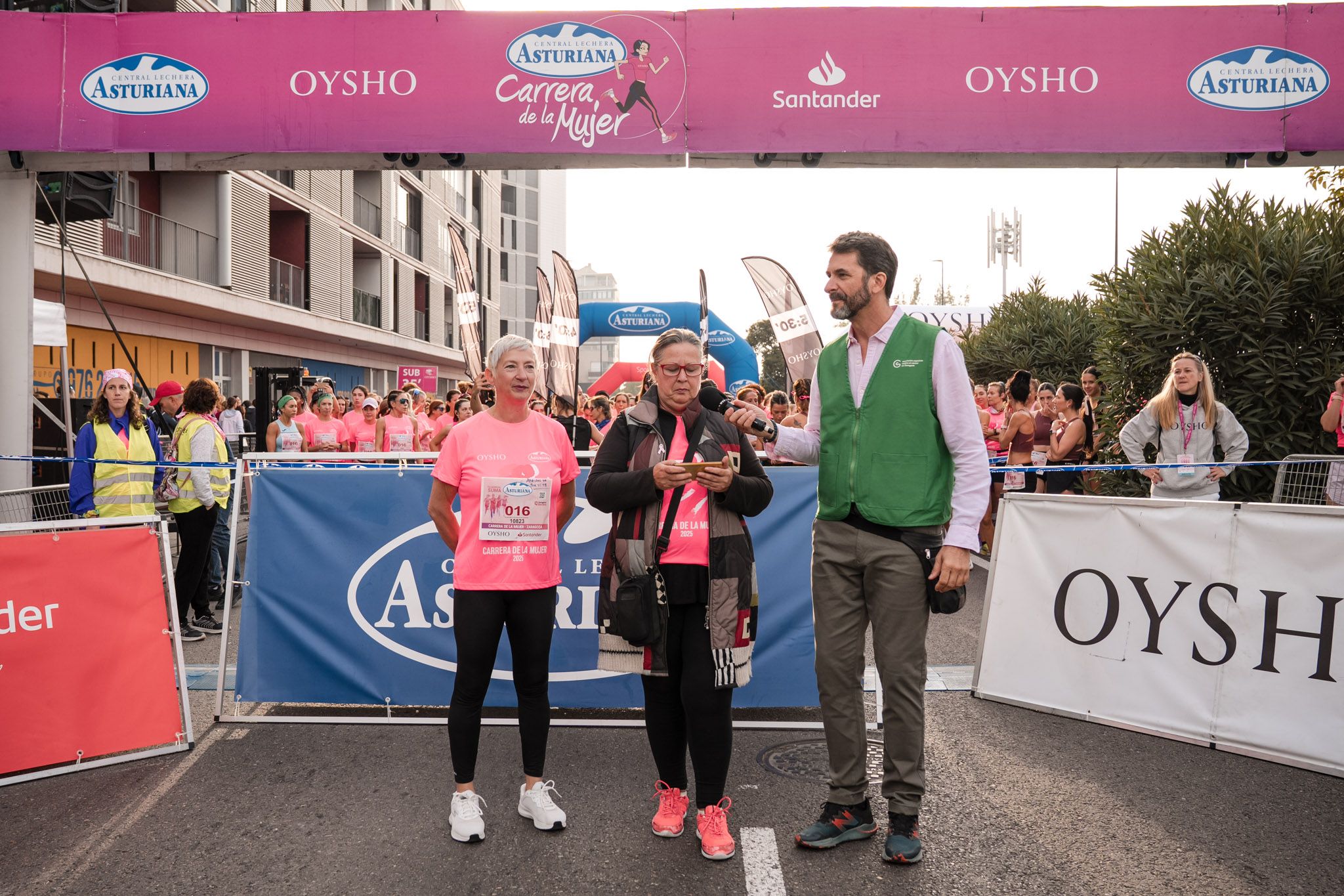 Las mejores fotos de la Carrera de la Mujer de Zaragoza 2025   Salida 86