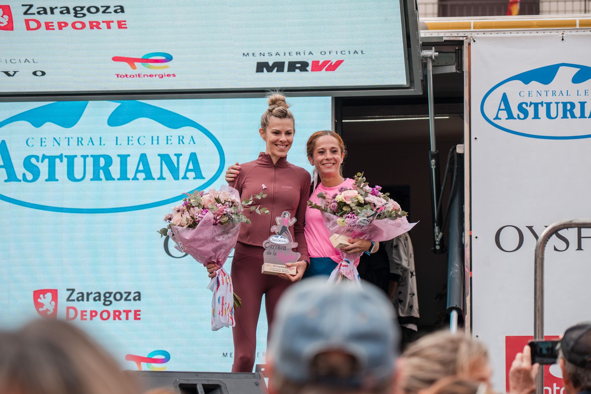 Las mejores fotos de la Carrera de la Mujer de Zaragoza 2025   Recorrido Podium 23