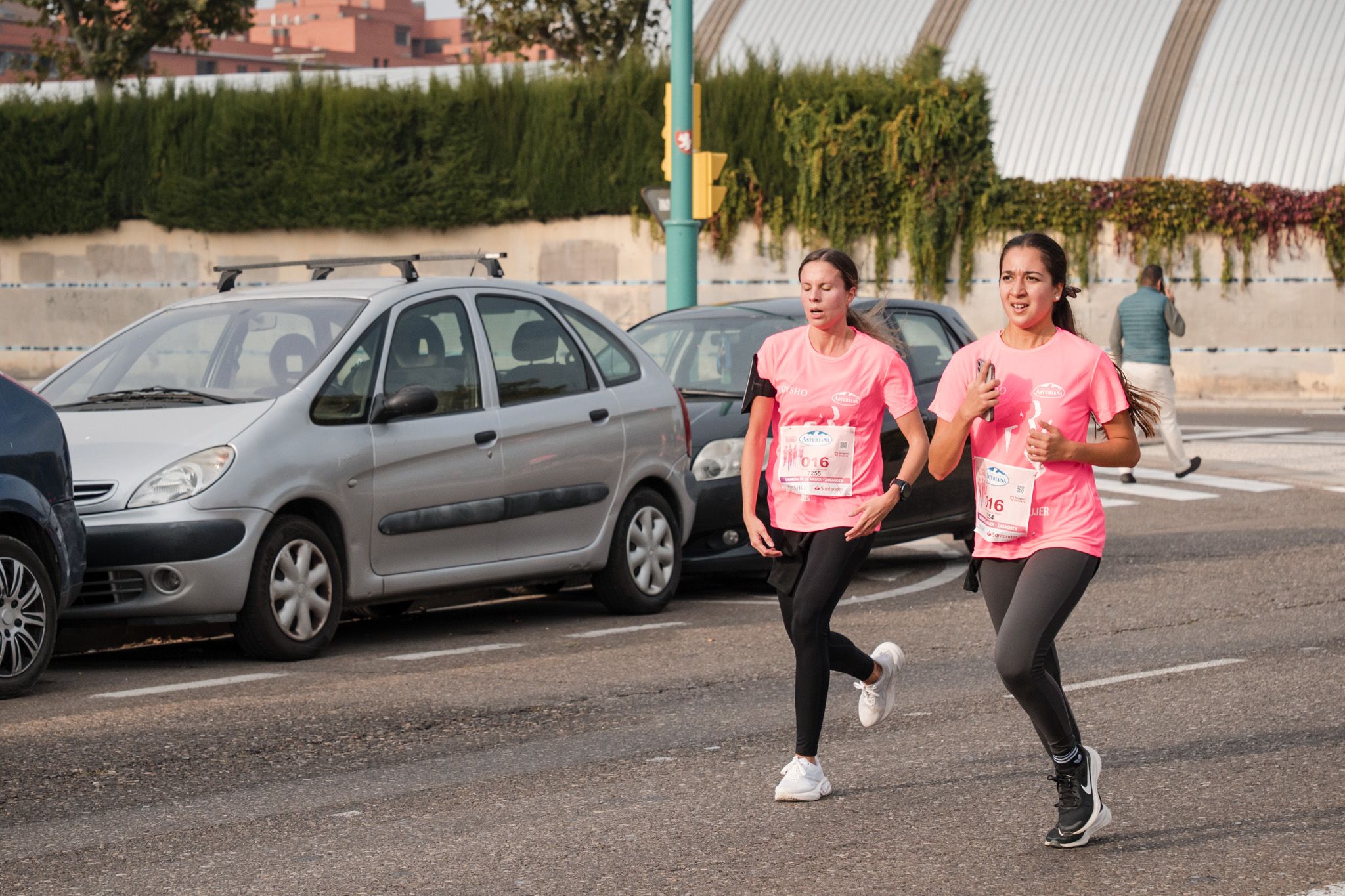 Las mejores fotos de la Carrera de la Mujer de Zaragoza 2025   Recorrido 65