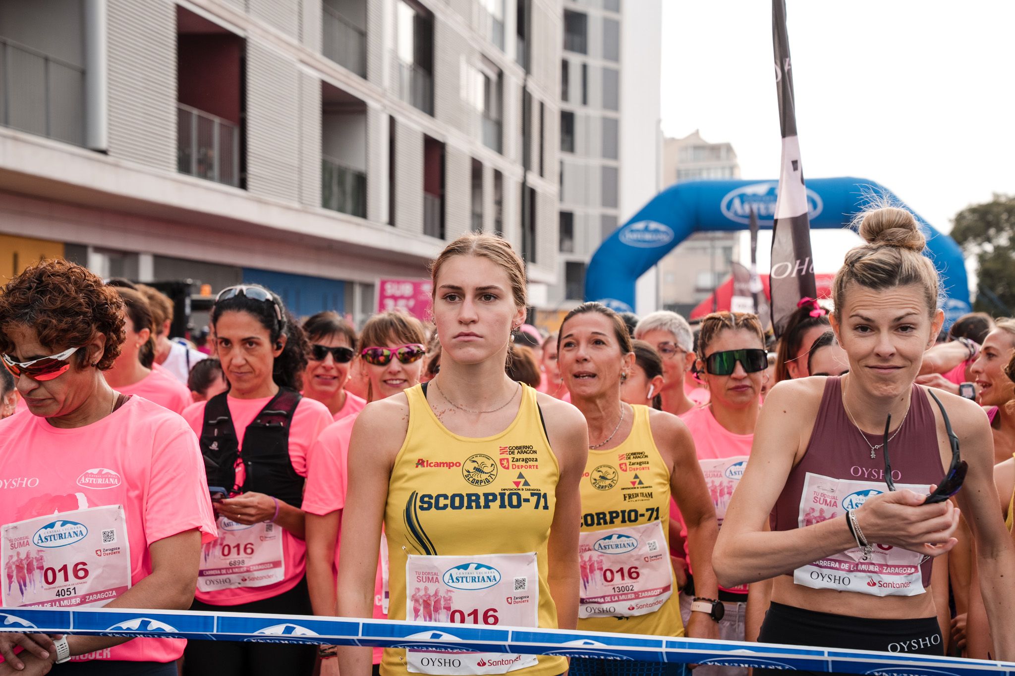 Las mejores fotos de la Carrera de la Mujer de Zaragoza 2025   Salida 91