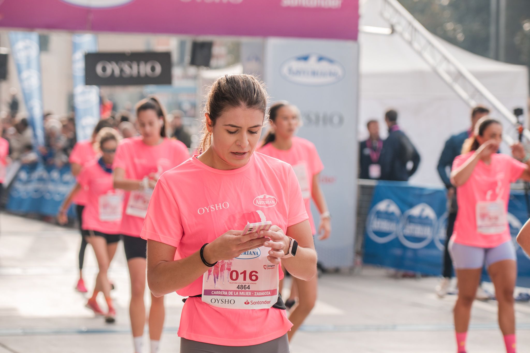 Las mejores fotos de la Carrera de la Mujer de Zaragoza 2025   Recorrido Meta 57