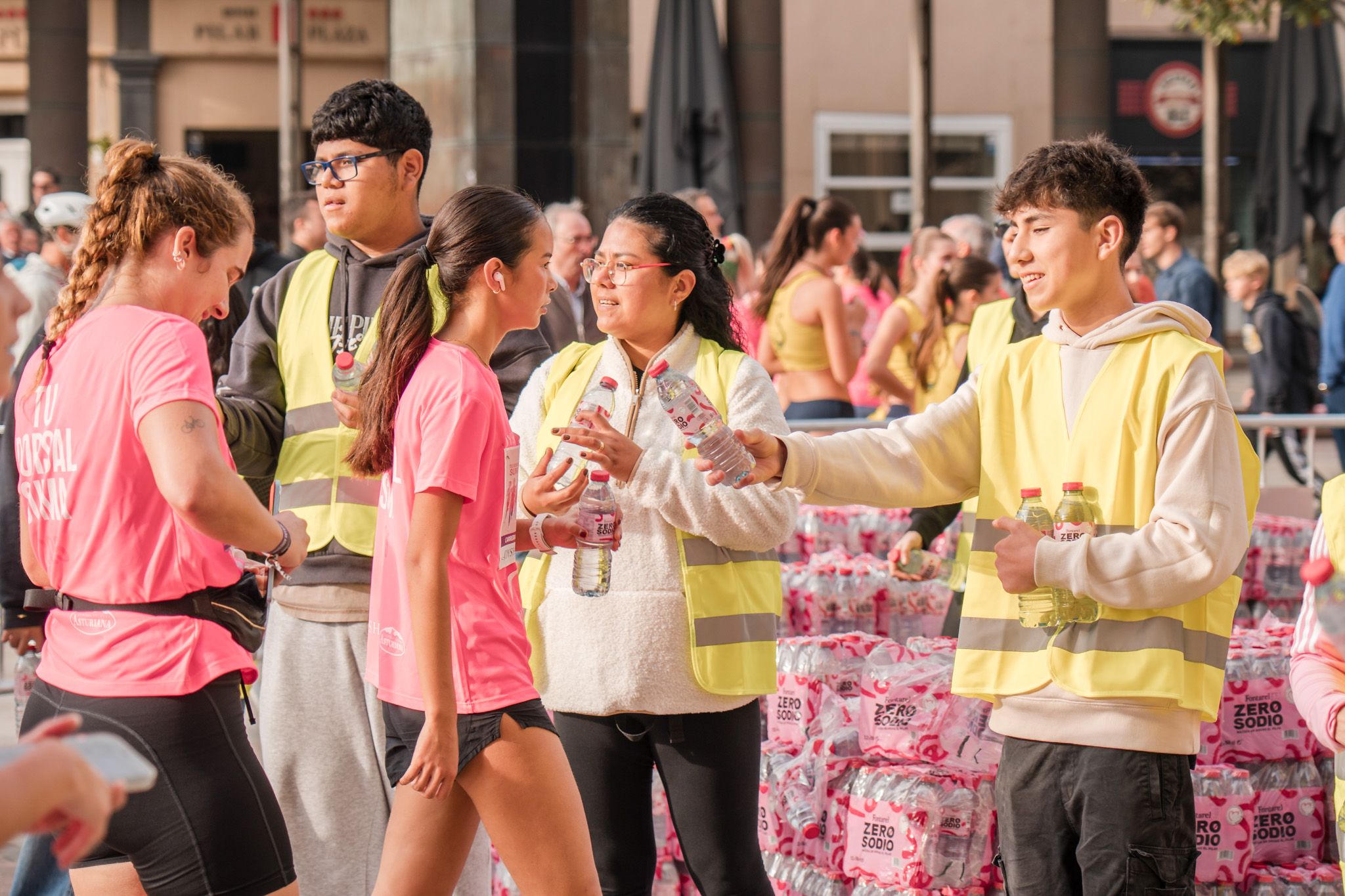 Las mejores fotos de la Carrera de la Mujer de Zaragoza 2025   Recorrido Meta 59