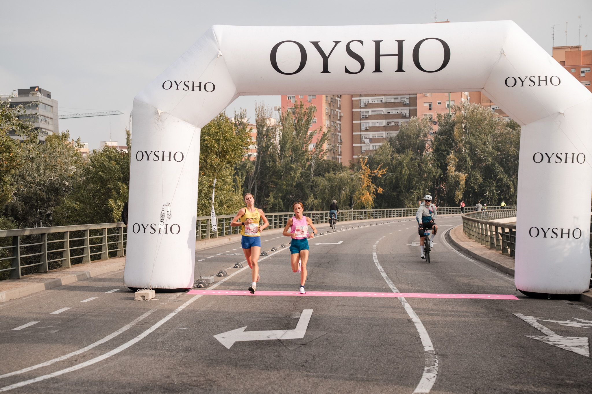 Las mejores fotos de la Carrera de la Mujer de Zaragoza 2025   Recorrido 81