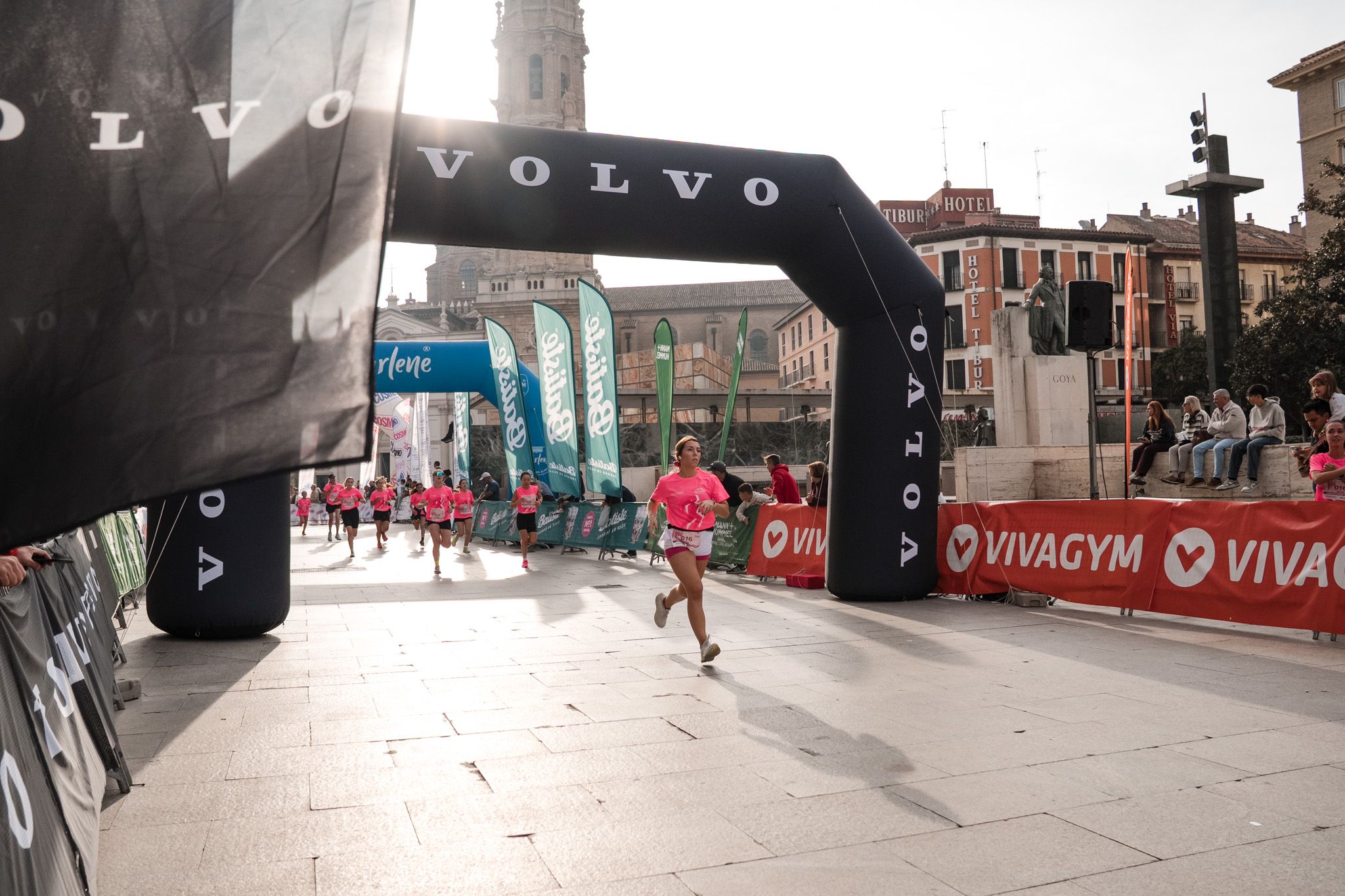 Las mejores fotos de la Carrera de la Mujer de Zaragoza 2025   Recorrido Meta 72