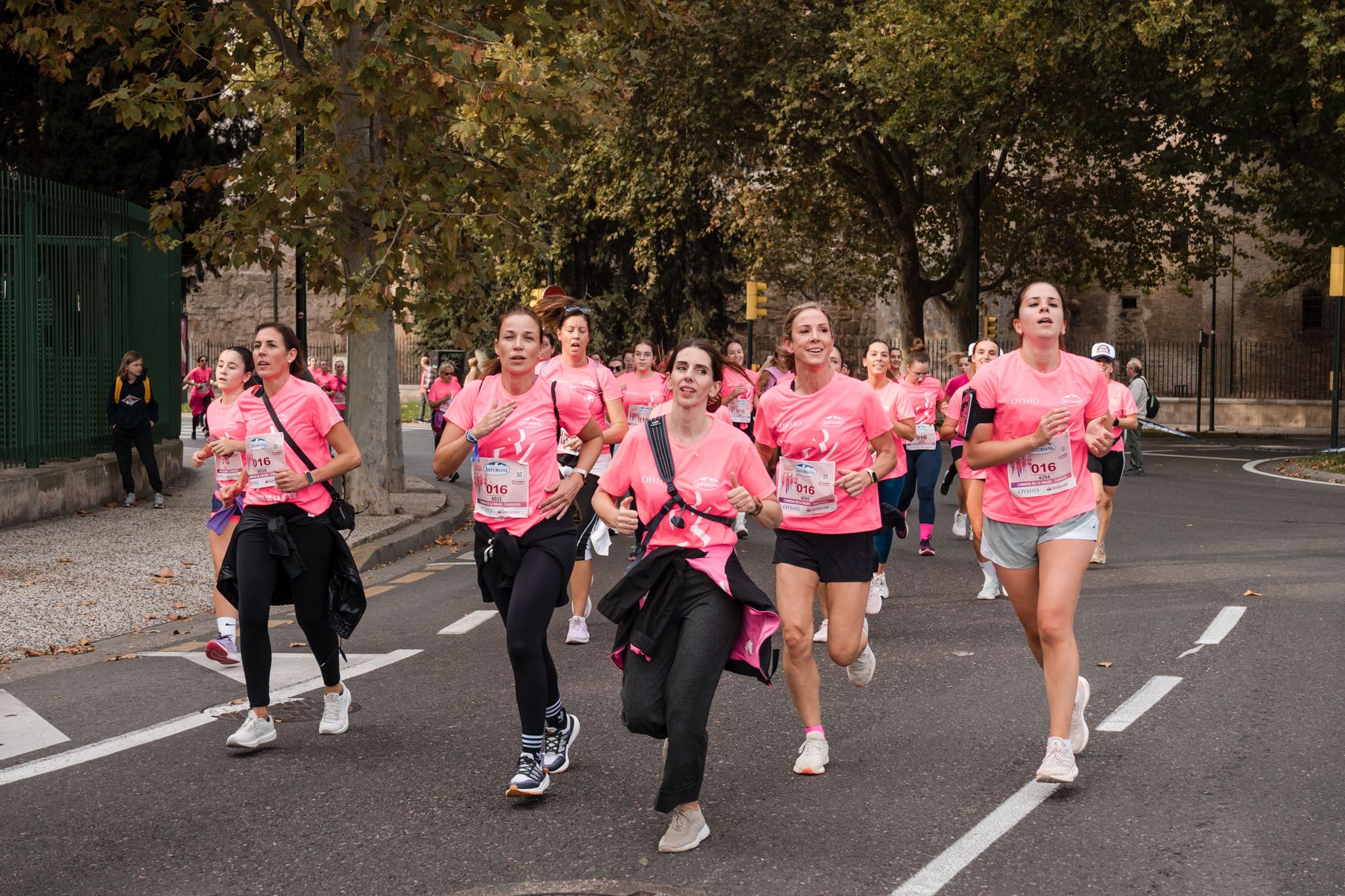 Las mejores fotos de la Carrera de la Mujer de Zaragoza 2025   Recorrido 88