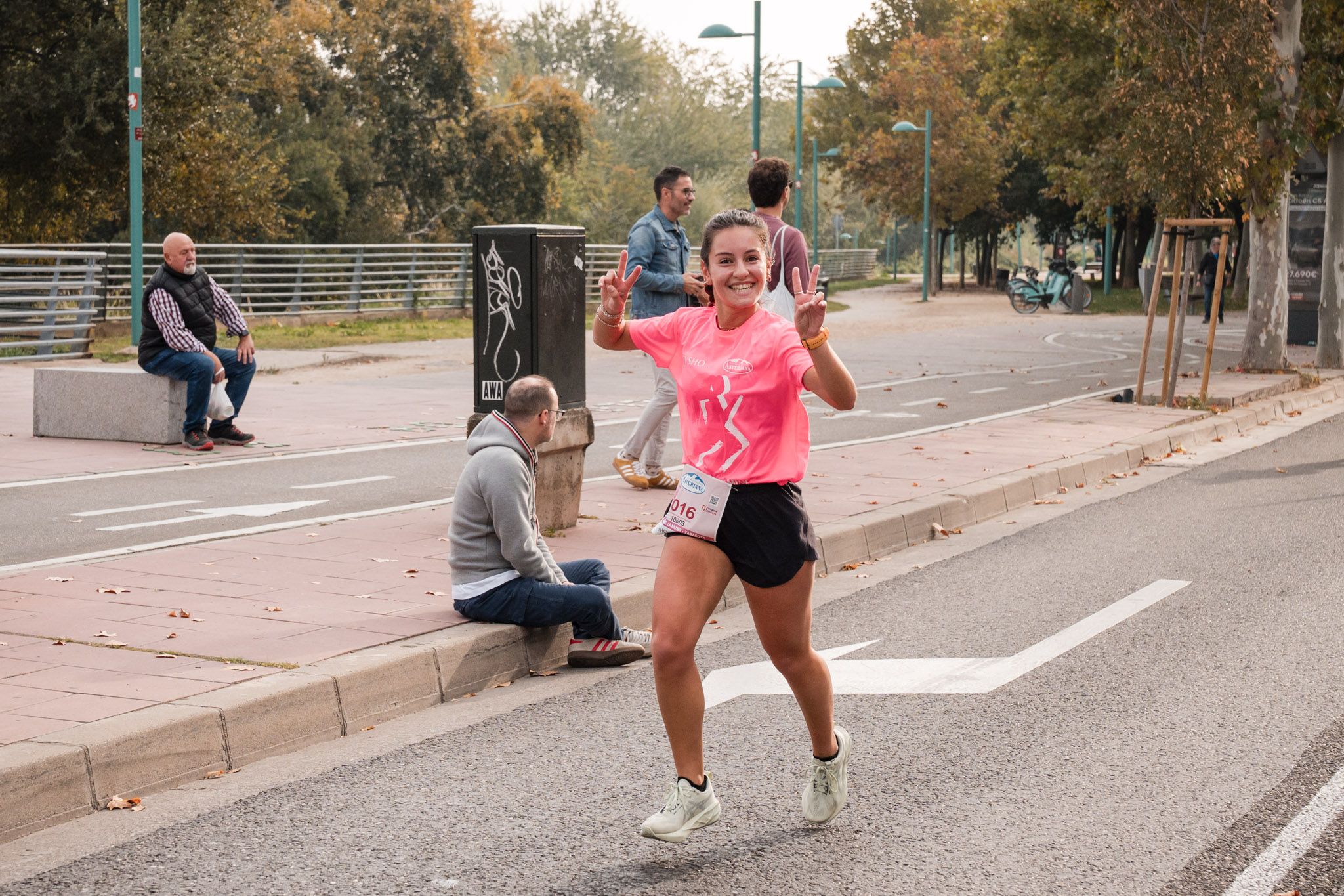 Las mejores fotos de la Carrera de la Mujer de Zaragoza 2025   Recorrido 95