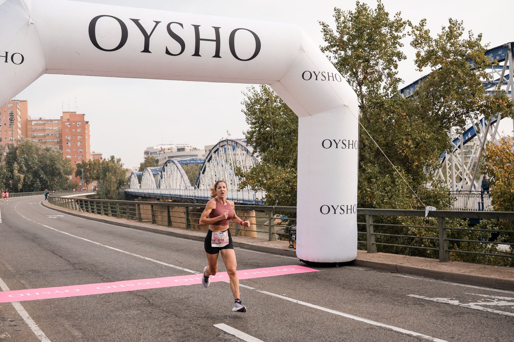 Las mejores fotos de la Carrera de la Mujer de Zaragoza 2025   Recorrido 99