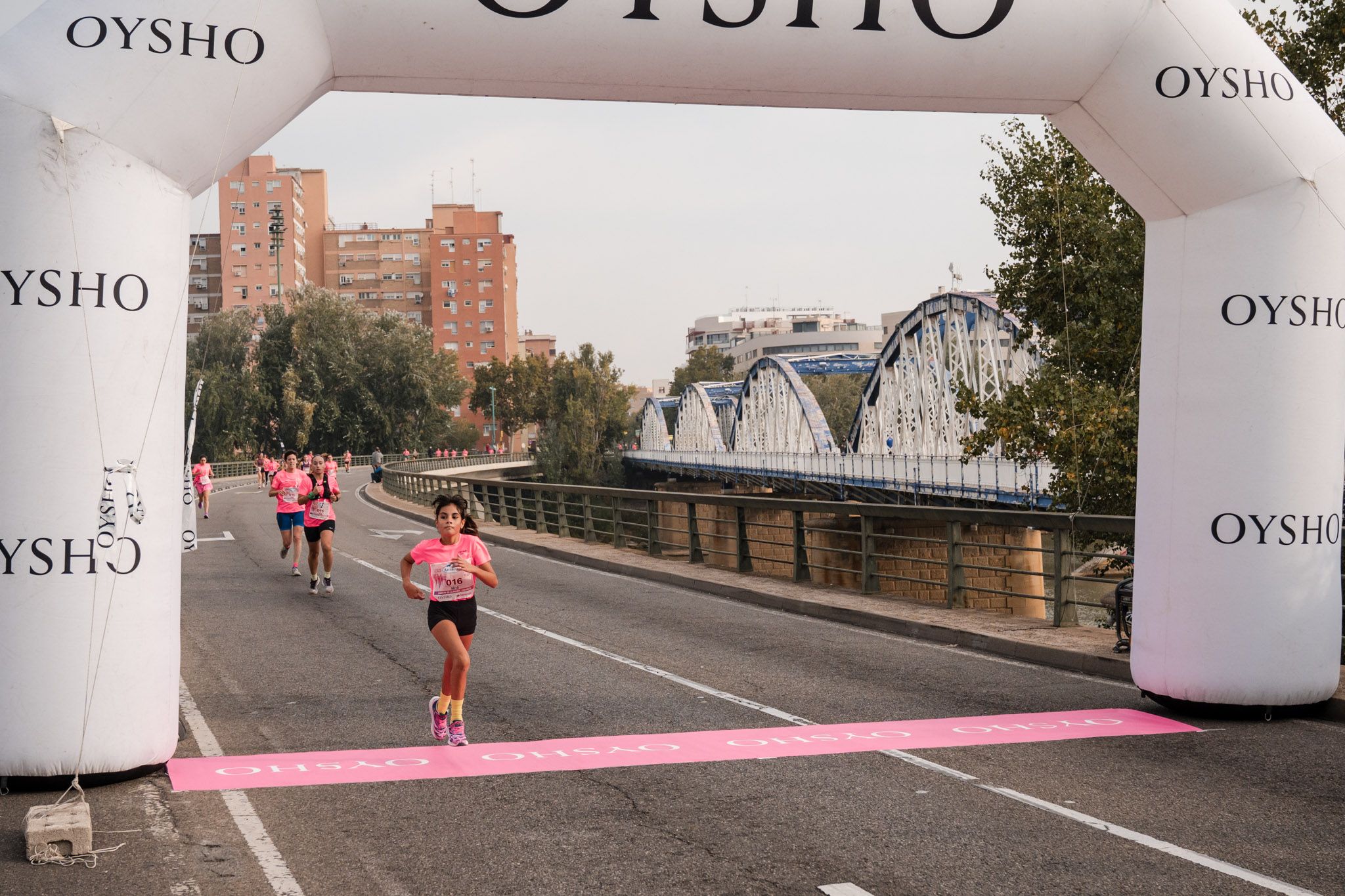 Las mejores fotos de la Carrera de la Mujer de Zaragoza 2025   Recorrido 102