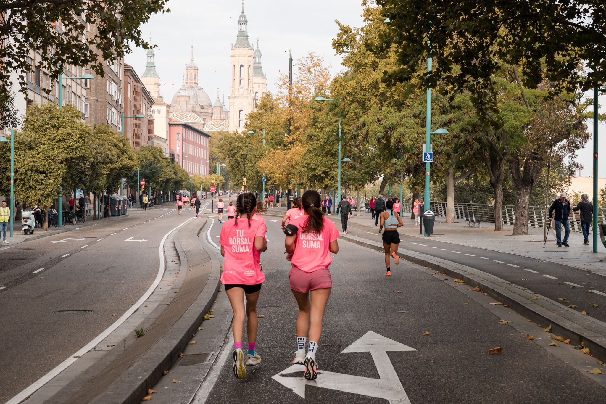 Las mejores fotos de la Carrera de la Mujer de Zaragoza 2025   Recorrido 106