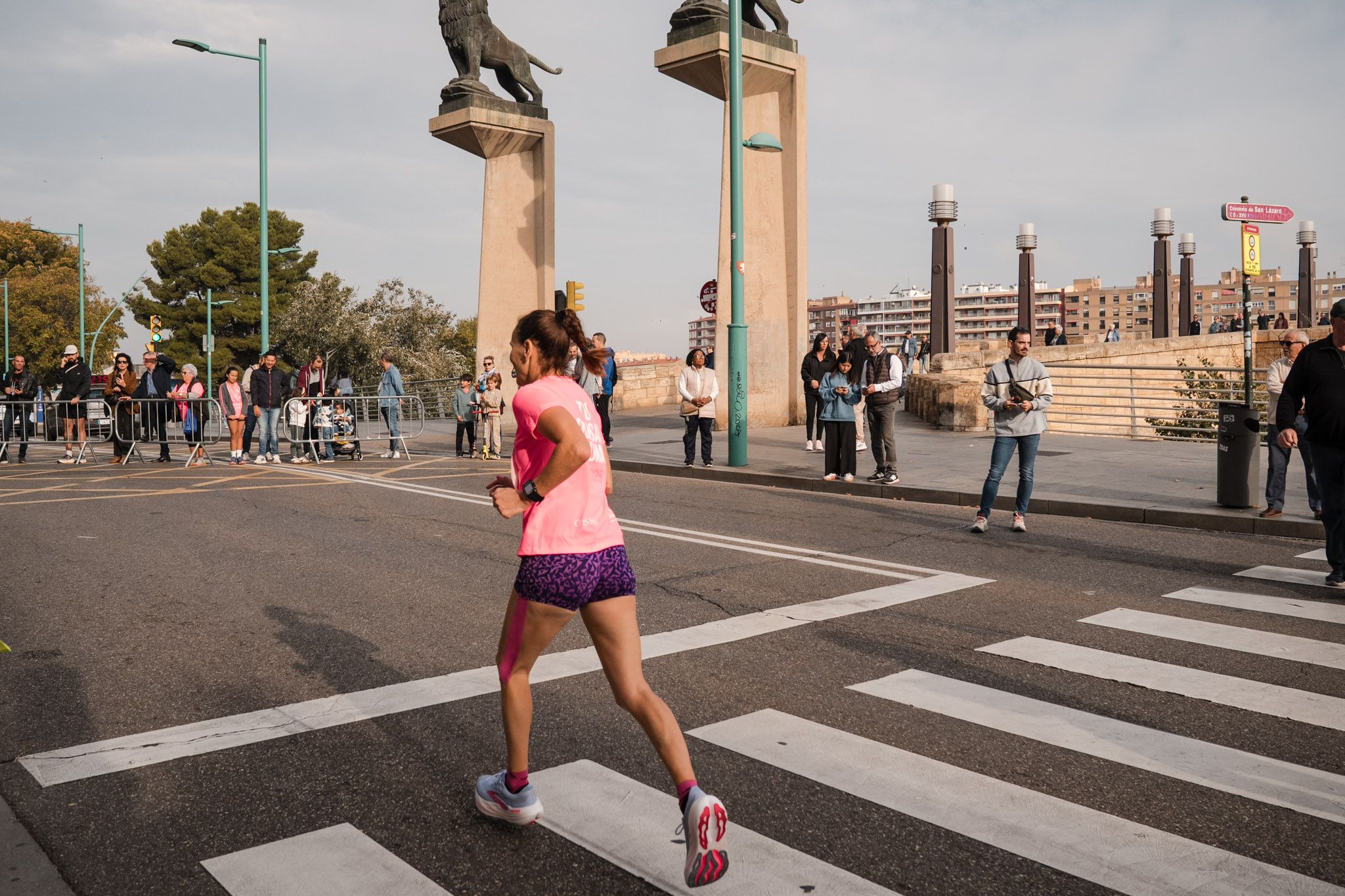 Las mejores fotos de la Carrera de la Mujer de Zaragoza 2025   Recorrido 109