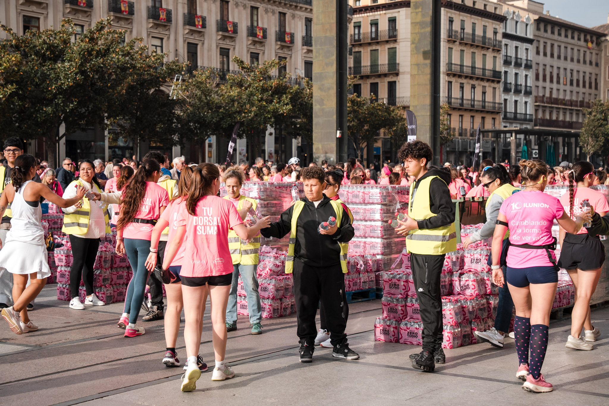 Las mejores fotos de la Carrera de la Mujer de Zaragoza 2025   Recorrido Meta 96