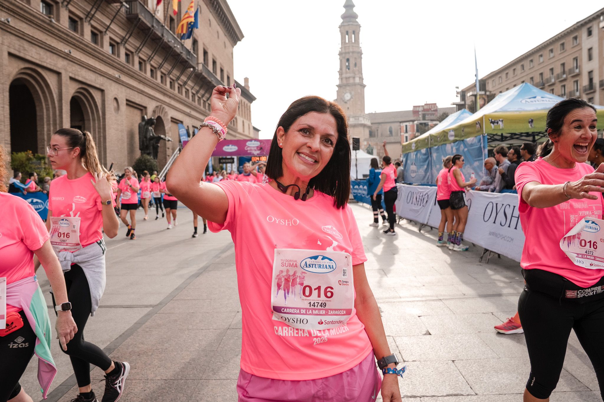Las mejores fotos de la Carrera de la Mujer de Zaragoza 2025   Recorrido Meta 115