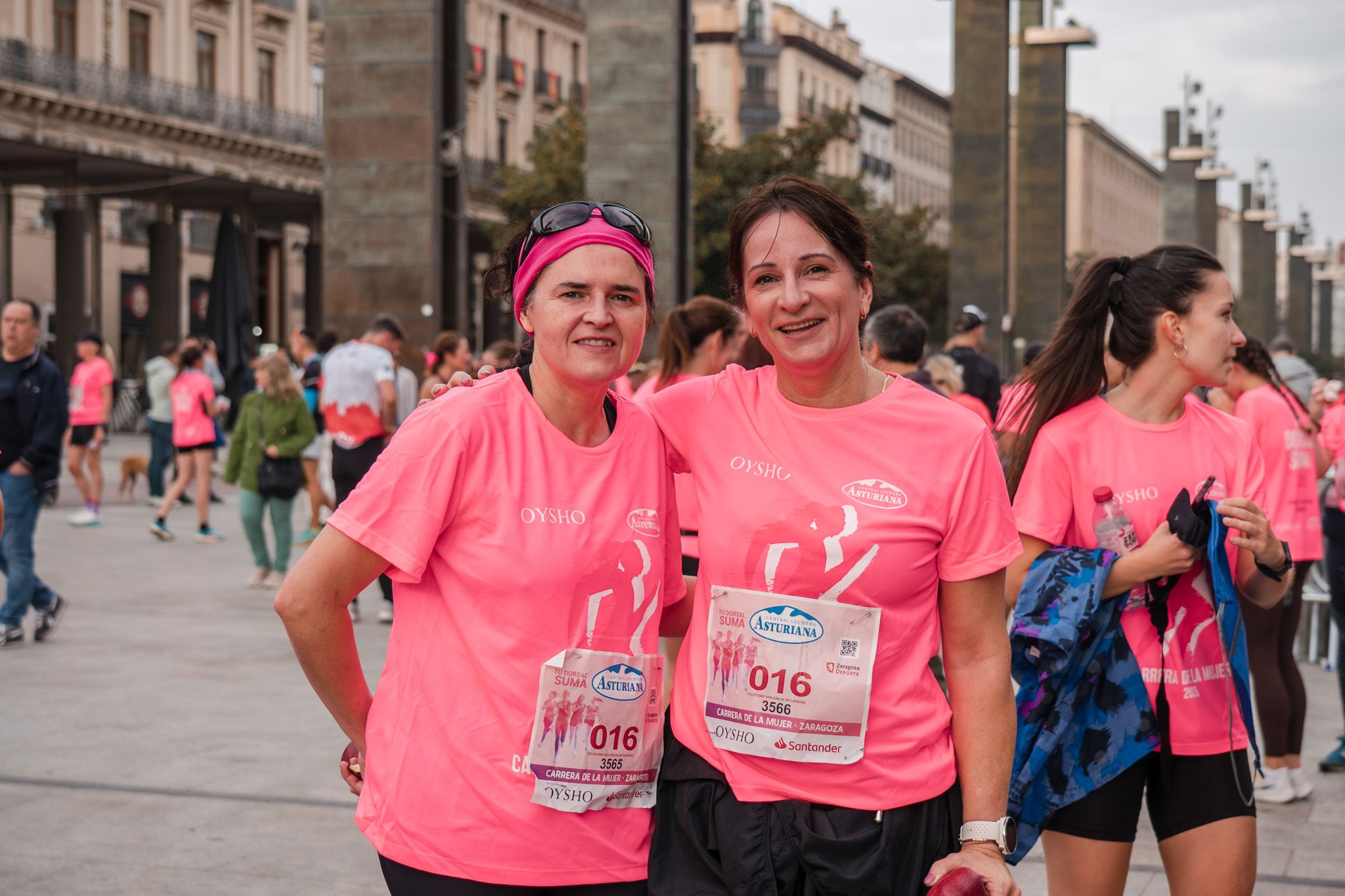 Las mejores fotos de la Carrera de la Mujer de Zaragoza 2025   Recorrido Meta 123