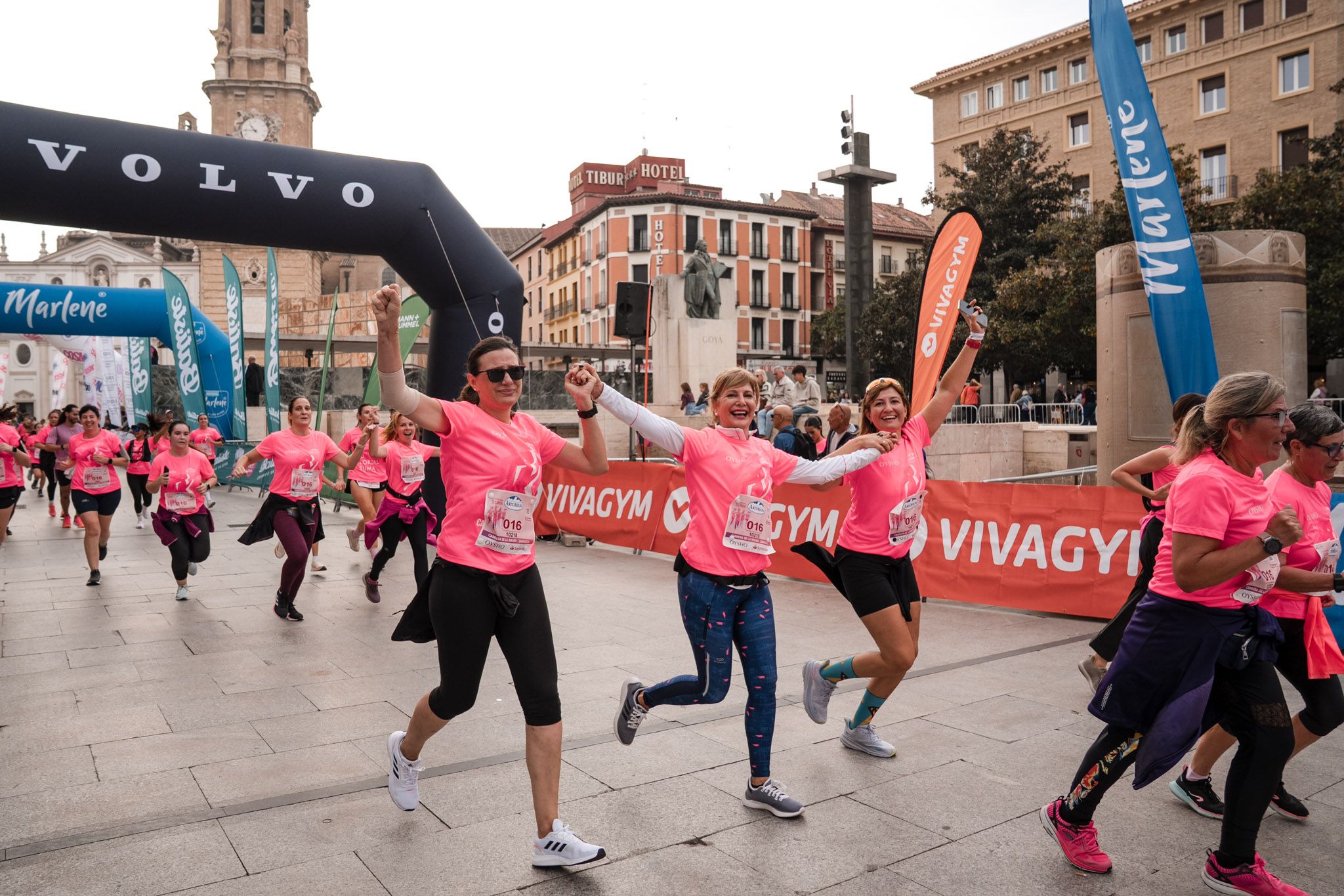 Las mejores fotos de la Carrera de la Mujer de Zaragoza 2025   Recorrido Meta 149