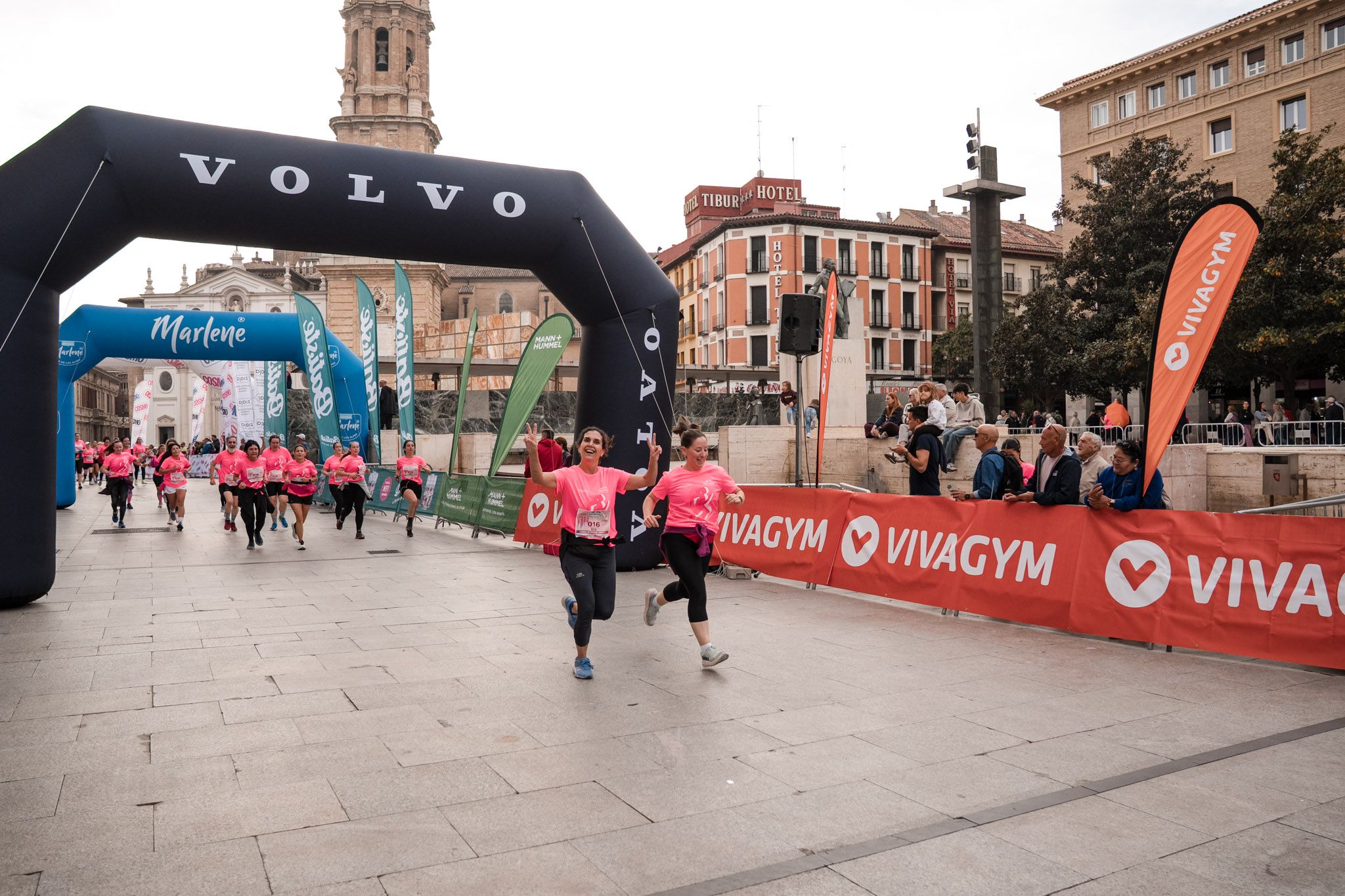 Las mejores fotos de la Carrera de la Mujer de Zaragoza 2025   Recorrido Meta 152