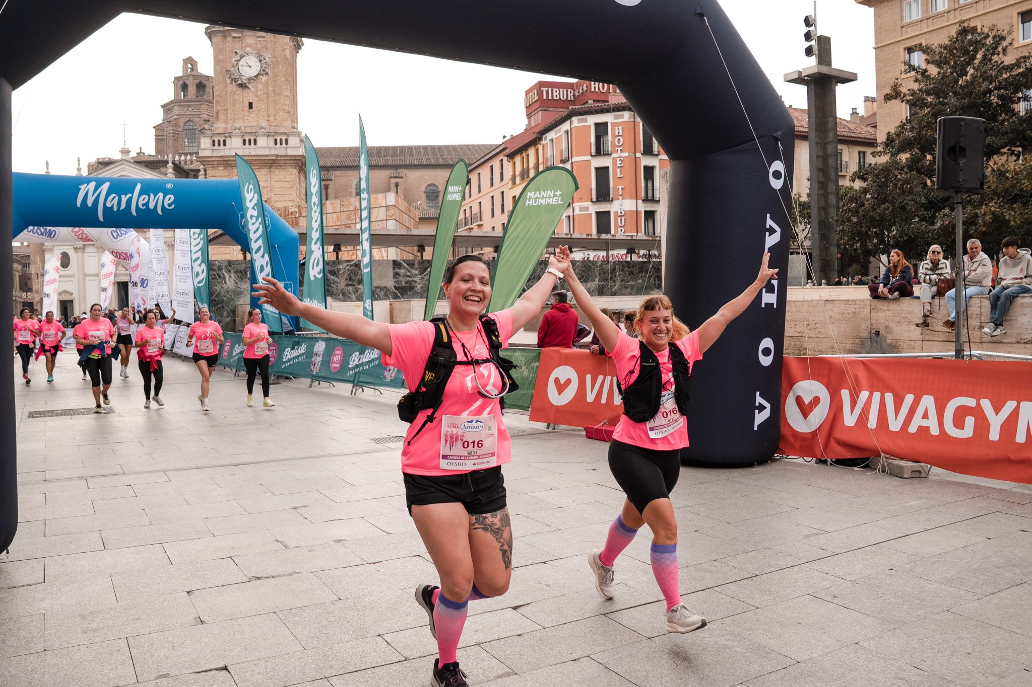 Las mejores fotos de la Carrera de la Mujer de Zaragoza 2025   Recorrido Meta 156