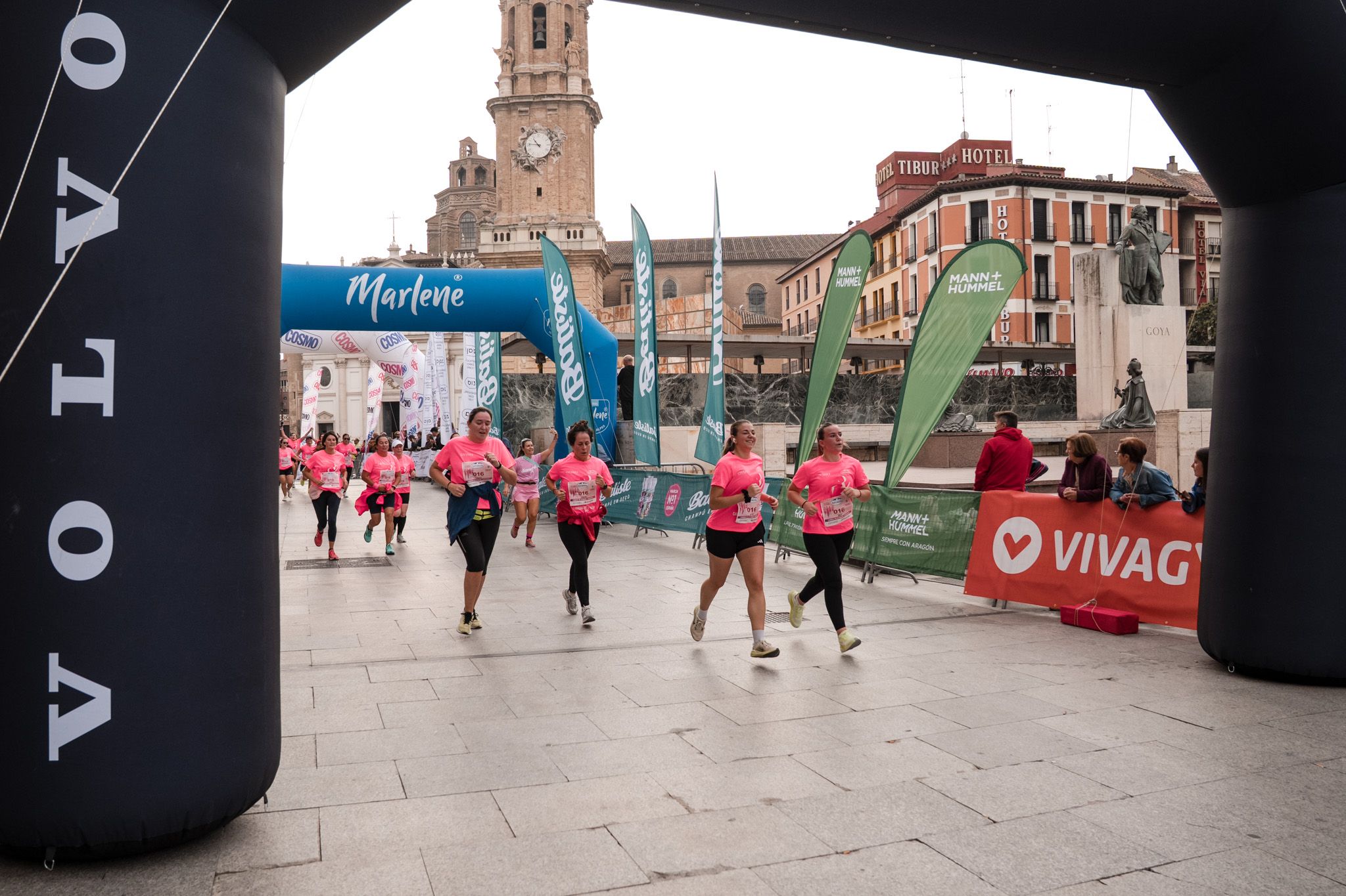 Las mejores fotos de la Carrera de la Mujer de Zaragoza 2025   Recorrido Meta 157
