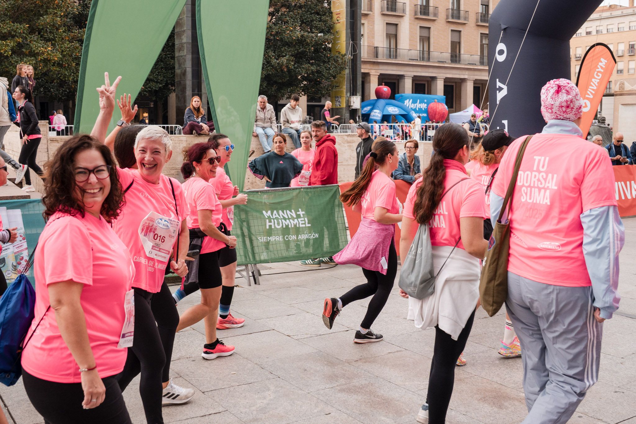 Las mejores fotos de la Carrera de la Mujer de Zaragoza 2025   Recorrido Meta 166
