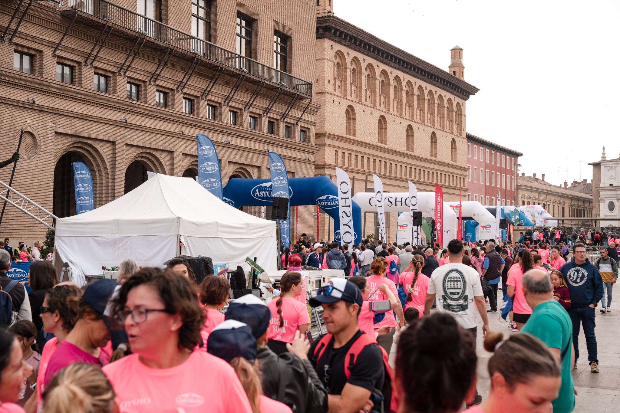 Las mejores fotos de la Carrera de la Mujer de Zaragoza 2025   Recorrido Meta 207